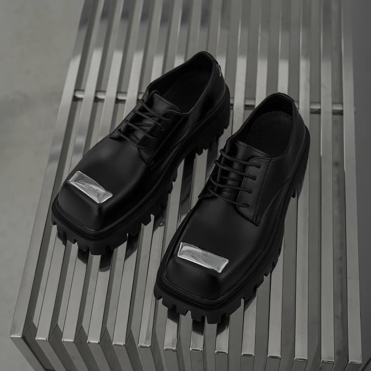 Giày 04_thumbnail_2