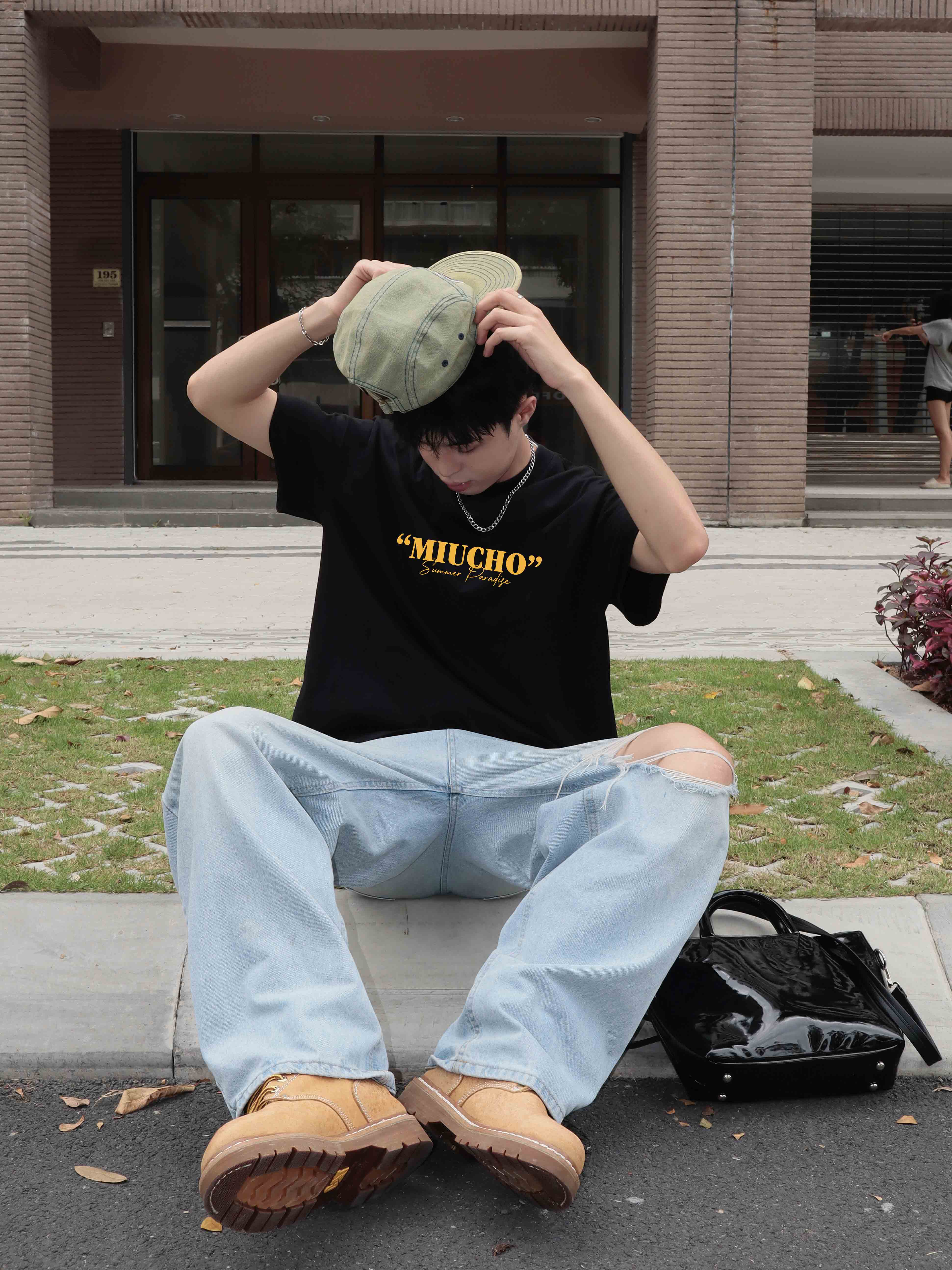 Áo phông form boxy hè biển 2222 Miucho Club vải cotton 2 chiều cổ tròn đứng form in mix_thumbnail_5