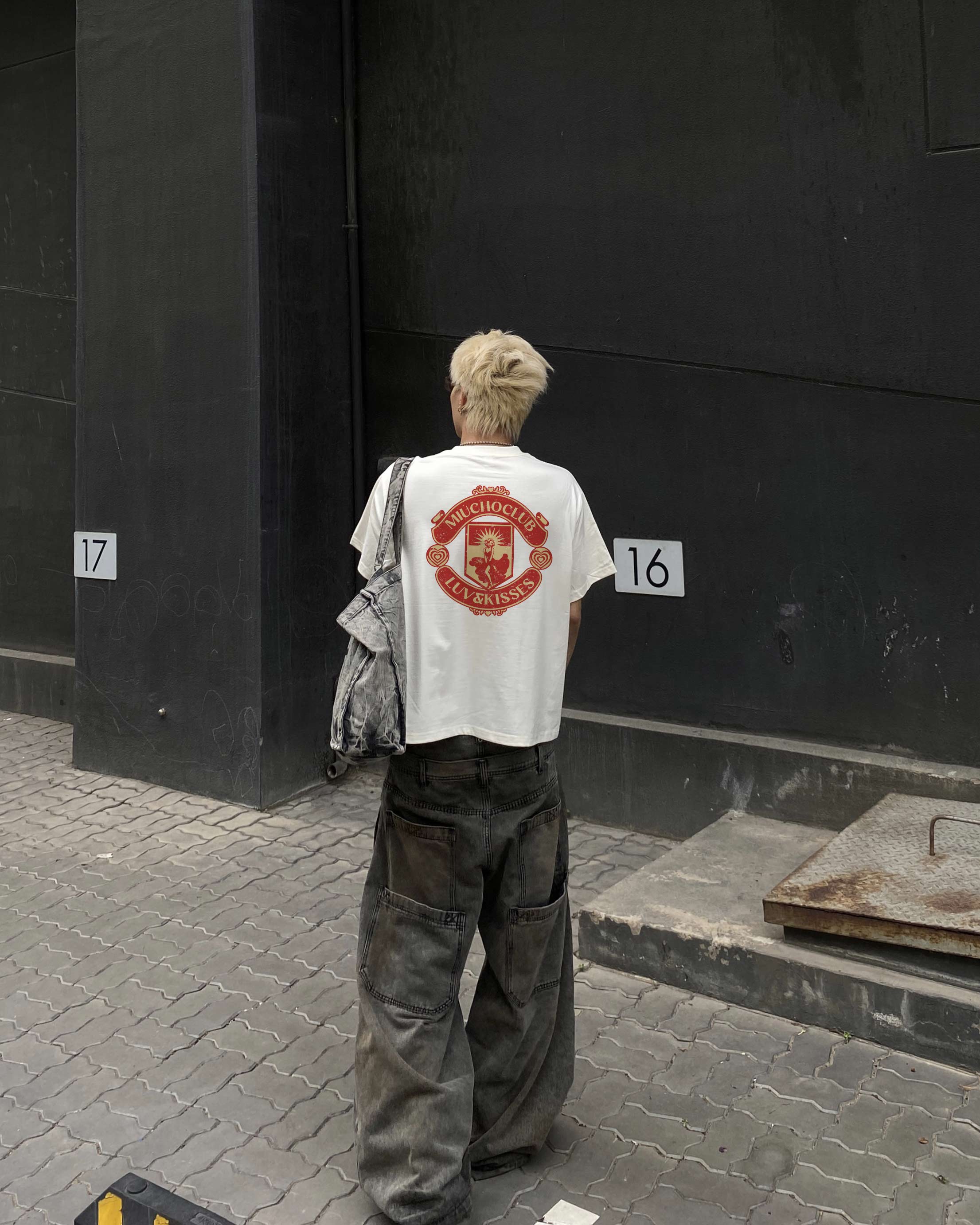 Áo phông nam form boxy in hình chất 2361 Miucho Club chất vải cotton 2 chiều cao cấp in mix_thumbnail_3