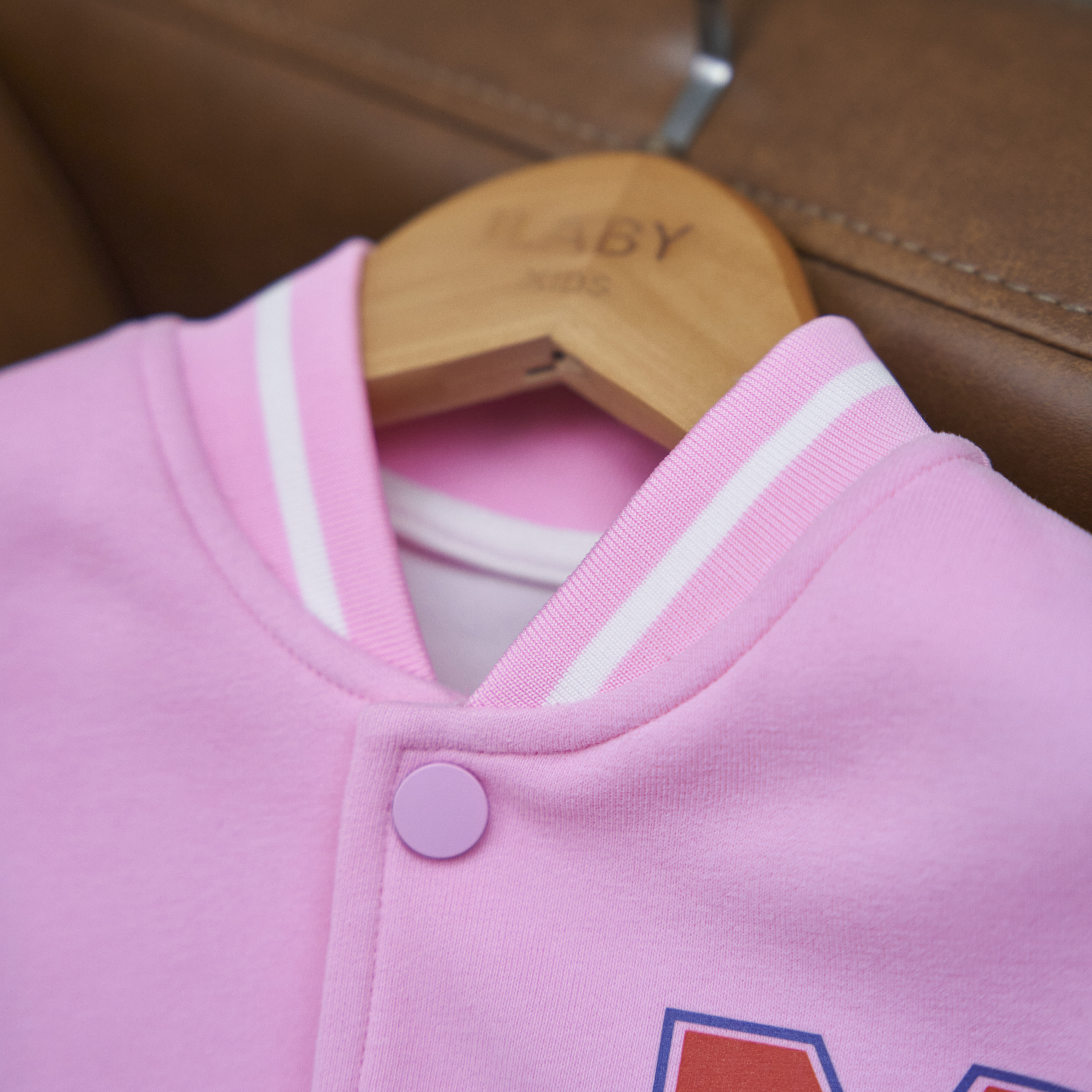 Áo khoác Varsity phối tay_thumbnail_5