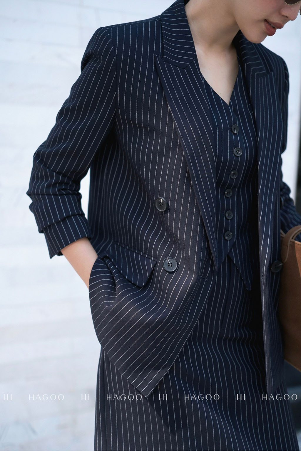 Chân váy bút chì xẻ sau_thumbnail_2