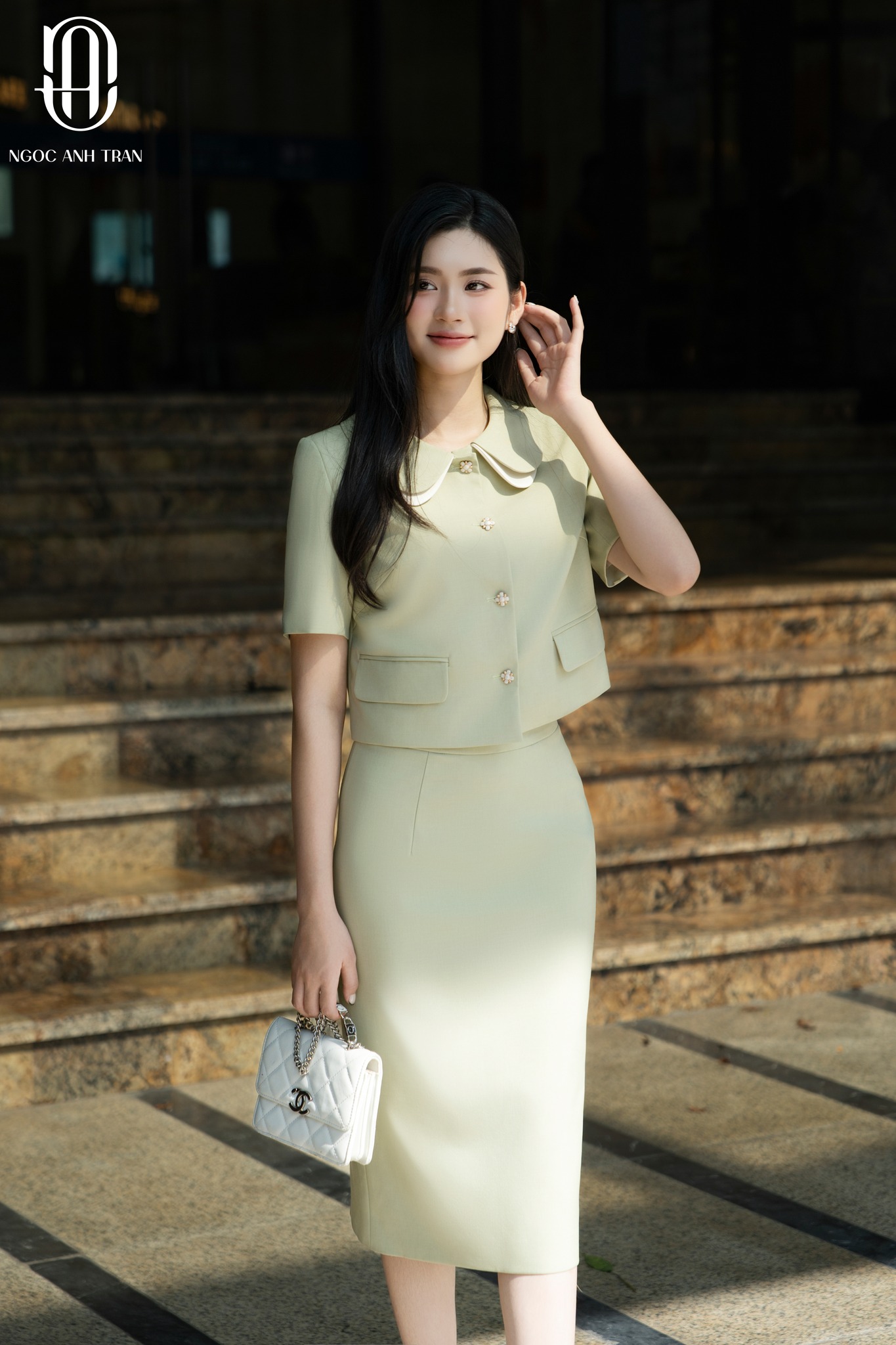 A205 - Set áo kiểu xanh bơ lửng kèm chân váy