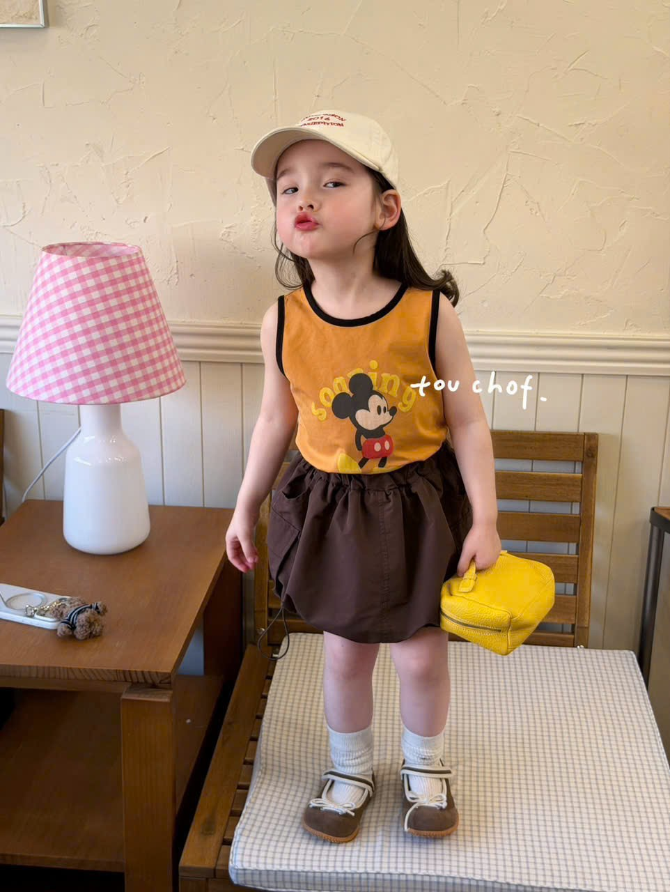 (E164) Áo sát nách màu cam đất hoạ tiết Mickey hãng Touchof