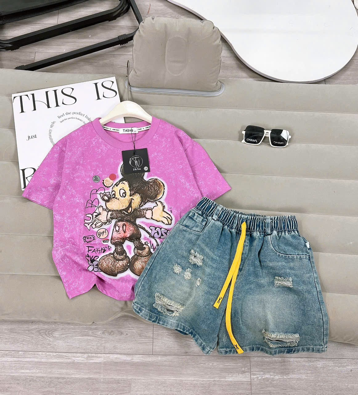 [Y56] Bộ Mickey hớn hở