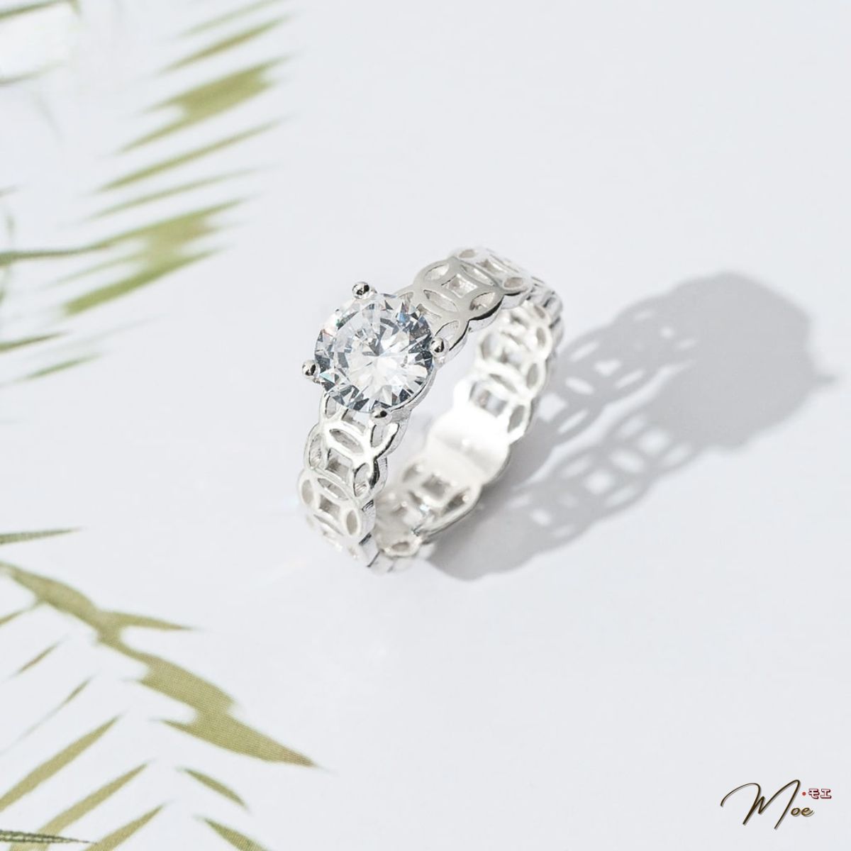 N148 - Nhẫn kim tiền trơn đá chủ kim cương_thumbnail_1