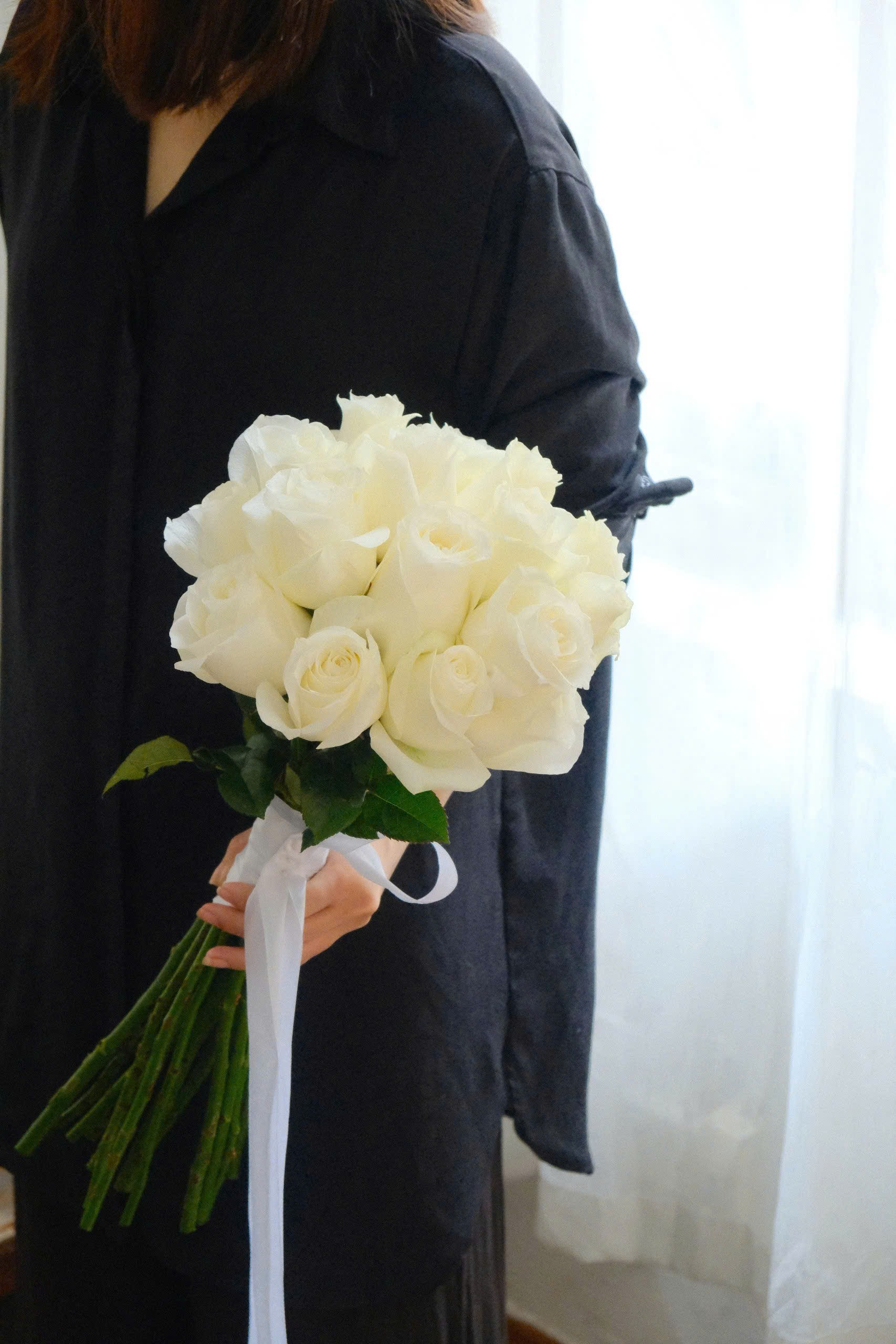 Bó hoa cưới hồng trắng