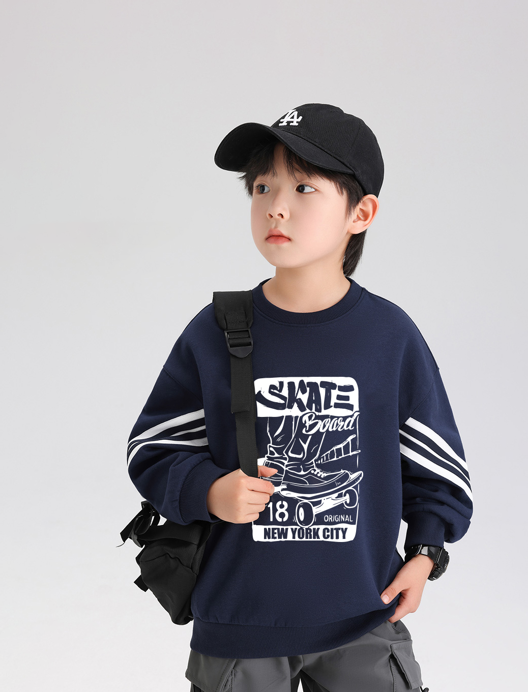 Áo nỉ Skate ADT24003