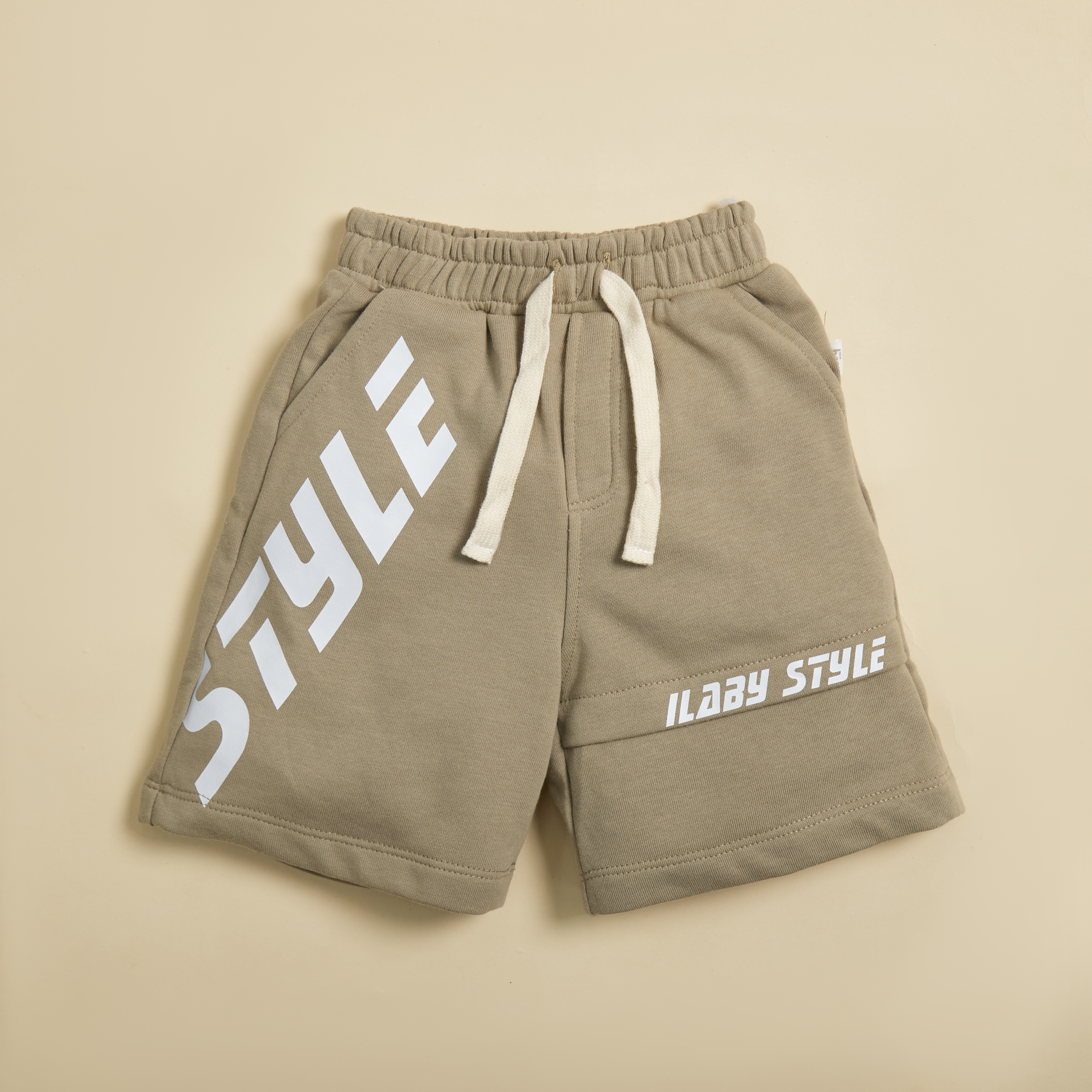 Quần short túi chéo in hình