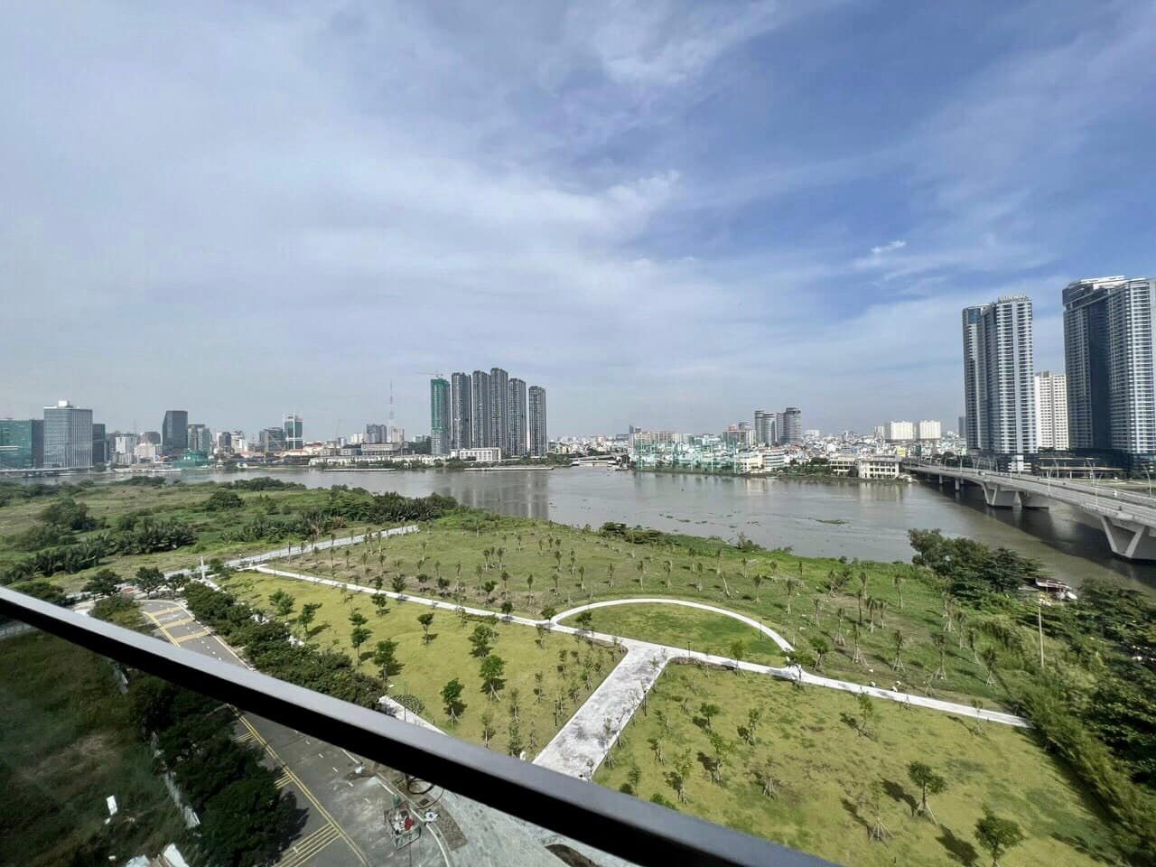 Bán căn hộ Penthouse - 290m2 - view Đảo Kim Cương - 80 tỷ all in_thumbnail_2