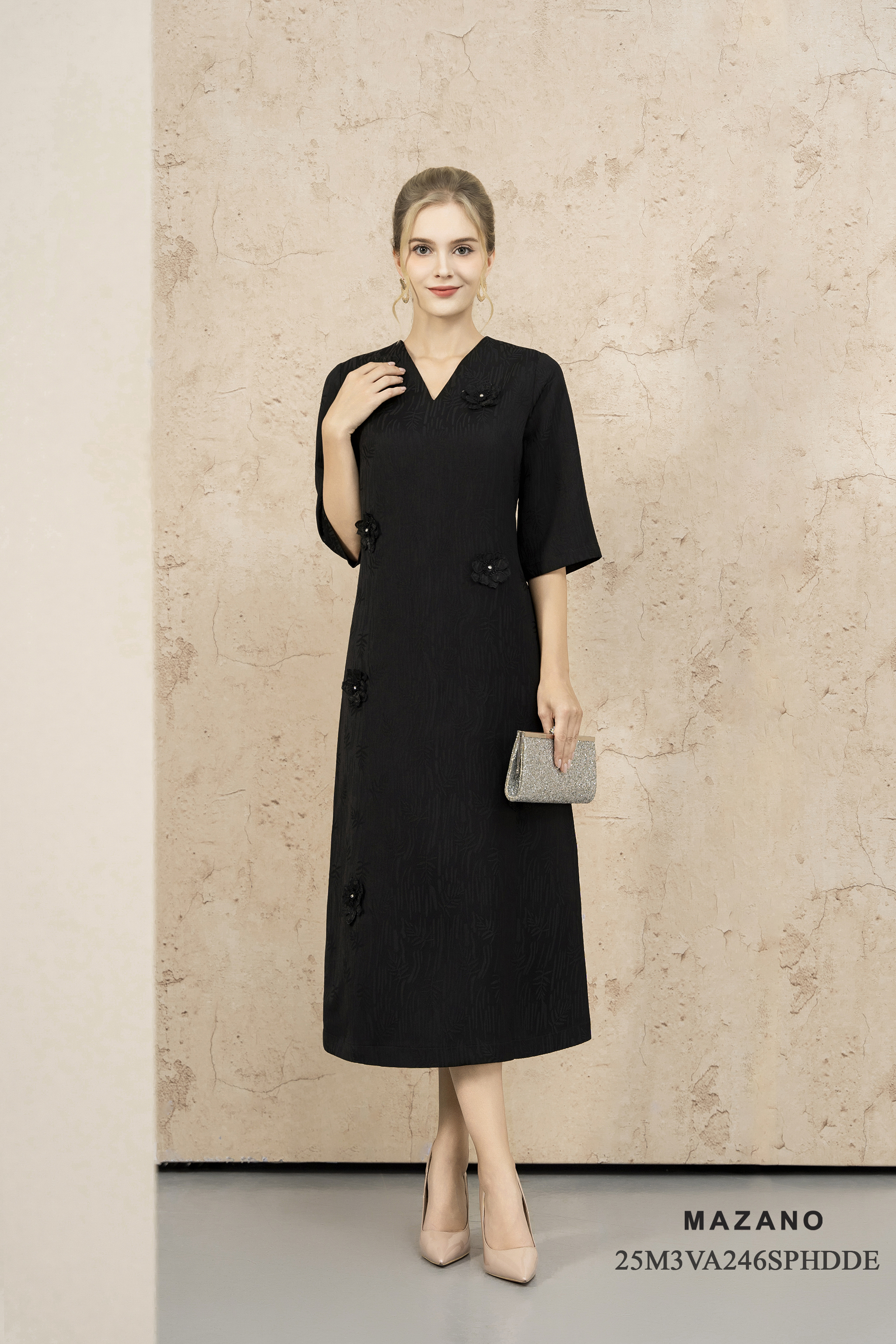 Váy Đầm Suông Vải gấm vân chìm Thêu đính trang trí hoa 3D Tay lỡ Dài qua bắp chân