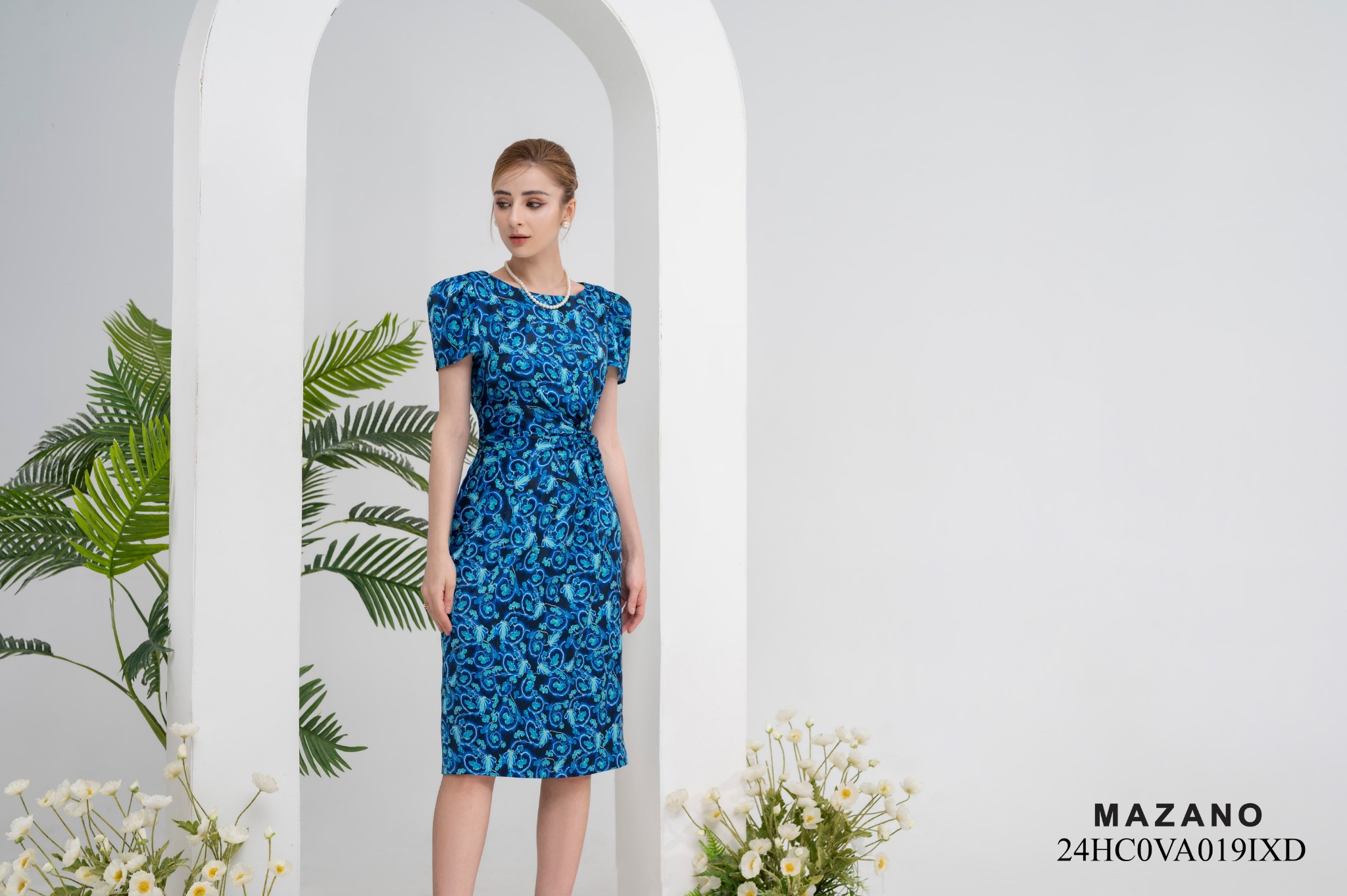 Đầm xoắn eo dáng ôm in họa tiết sang trọng_thumbnail_1