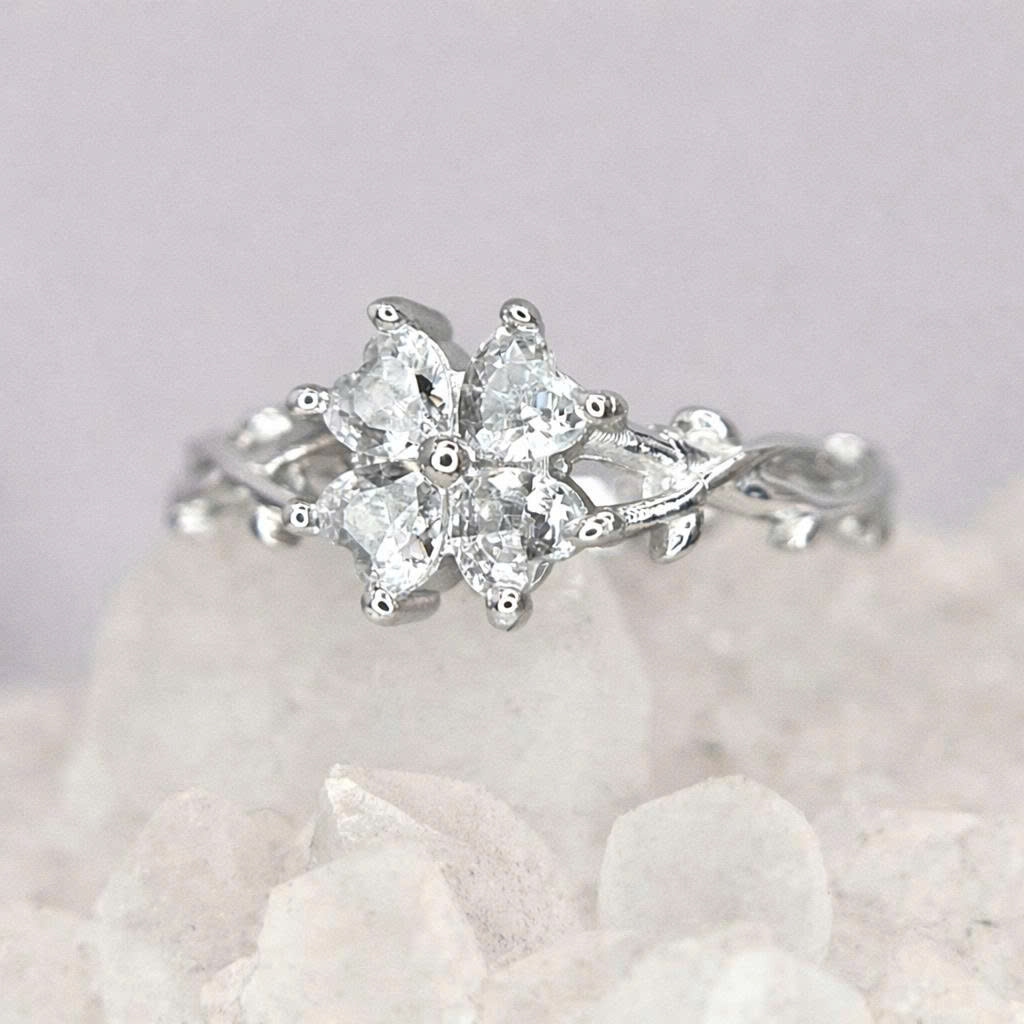 nhẫn kiểu bạc xi kim cỏ 4 lá size 6