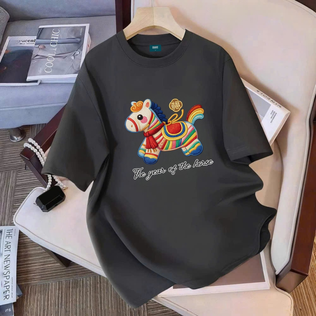Áo thun Tết 2026 in hình ngựa sắc màu The year of the horse dáng oversize local brand WETEE - WU1125_thumbnail_4