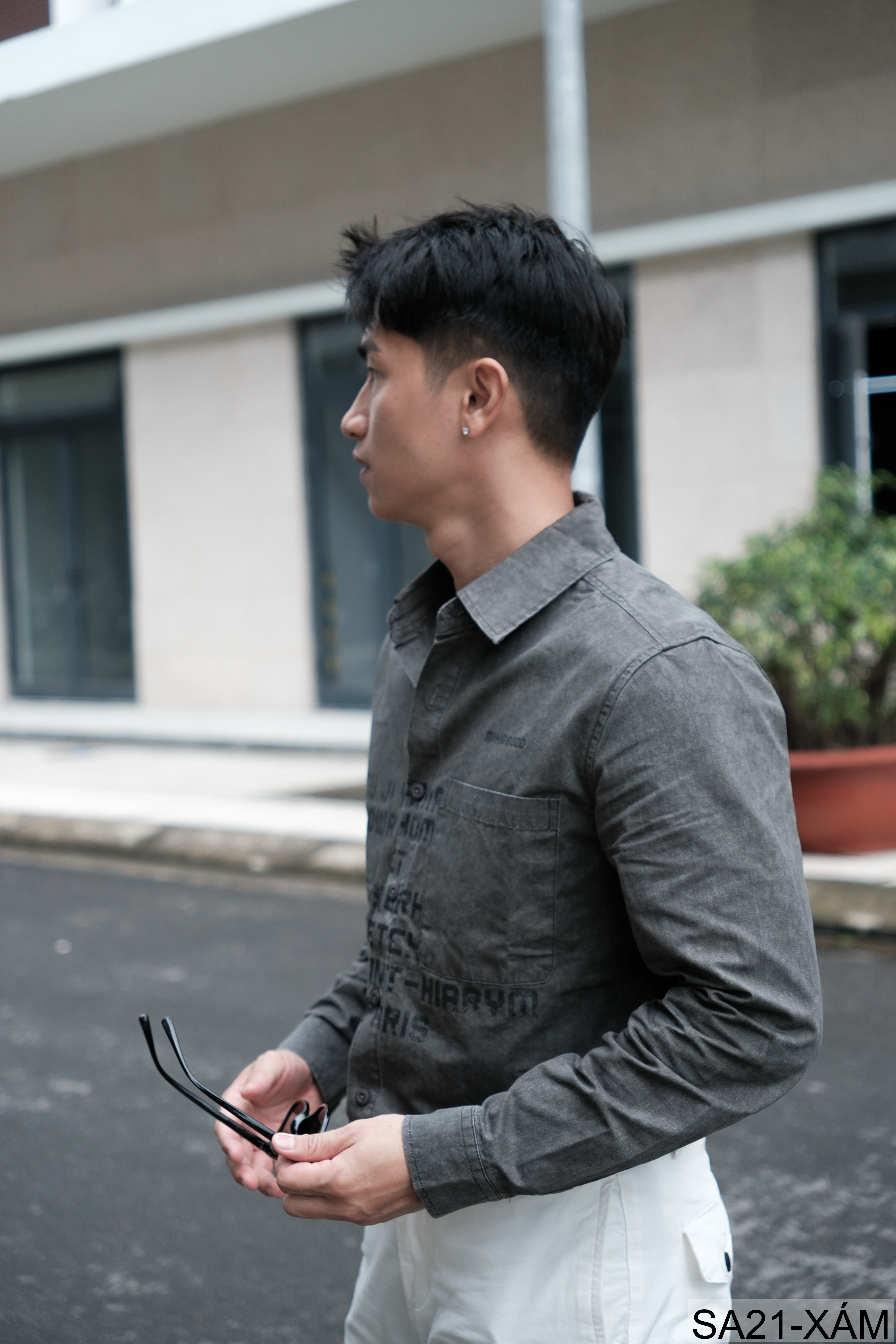 SA21 - Áo sơ mi nam dáng rộng phong cách Nhật Bản, cổ bẻ, tay dài, họa tiết chữ, chất cotton mềm mại_thumbnail_5