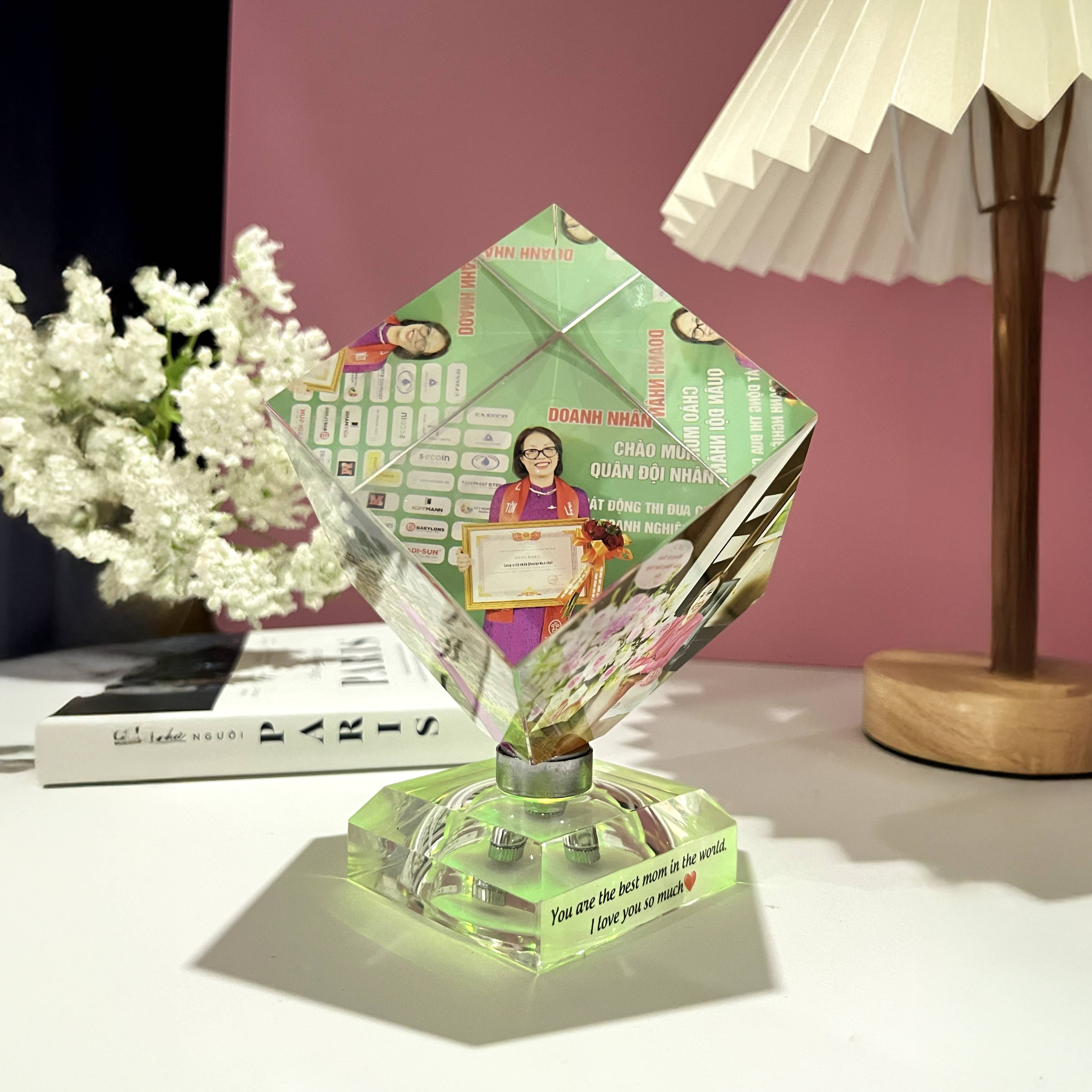 Quà 20/10 sang trọng – Pha lê lập phương in ảnh cá nhân hóa, món quà ý nghĩa dành tặng cô giáo, mẹ, vợ, bạn gái_thumbnail_8