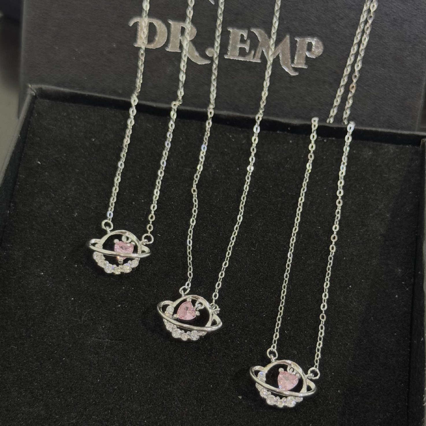 Vòng cổ bạc xi kim trái tim hồng vũ trụ_thumbnail_3