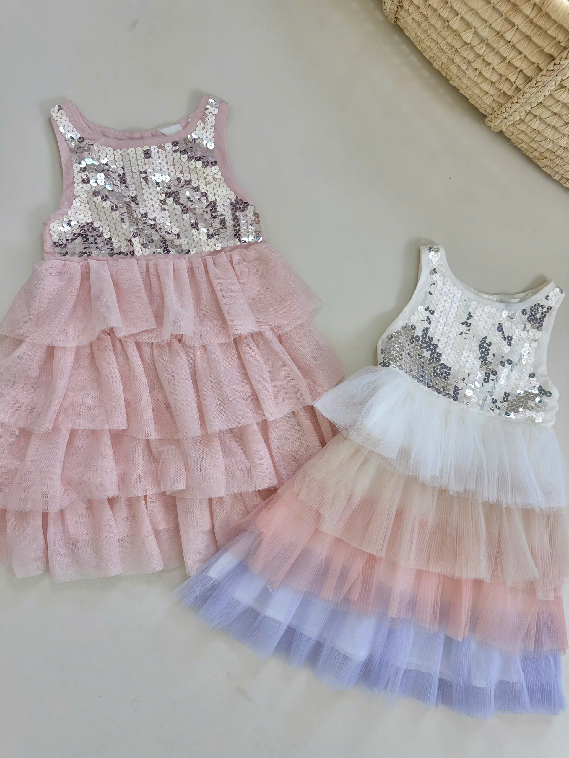 Đầm tầng kim sa bé ( TRẮNG )_thumbnail_5