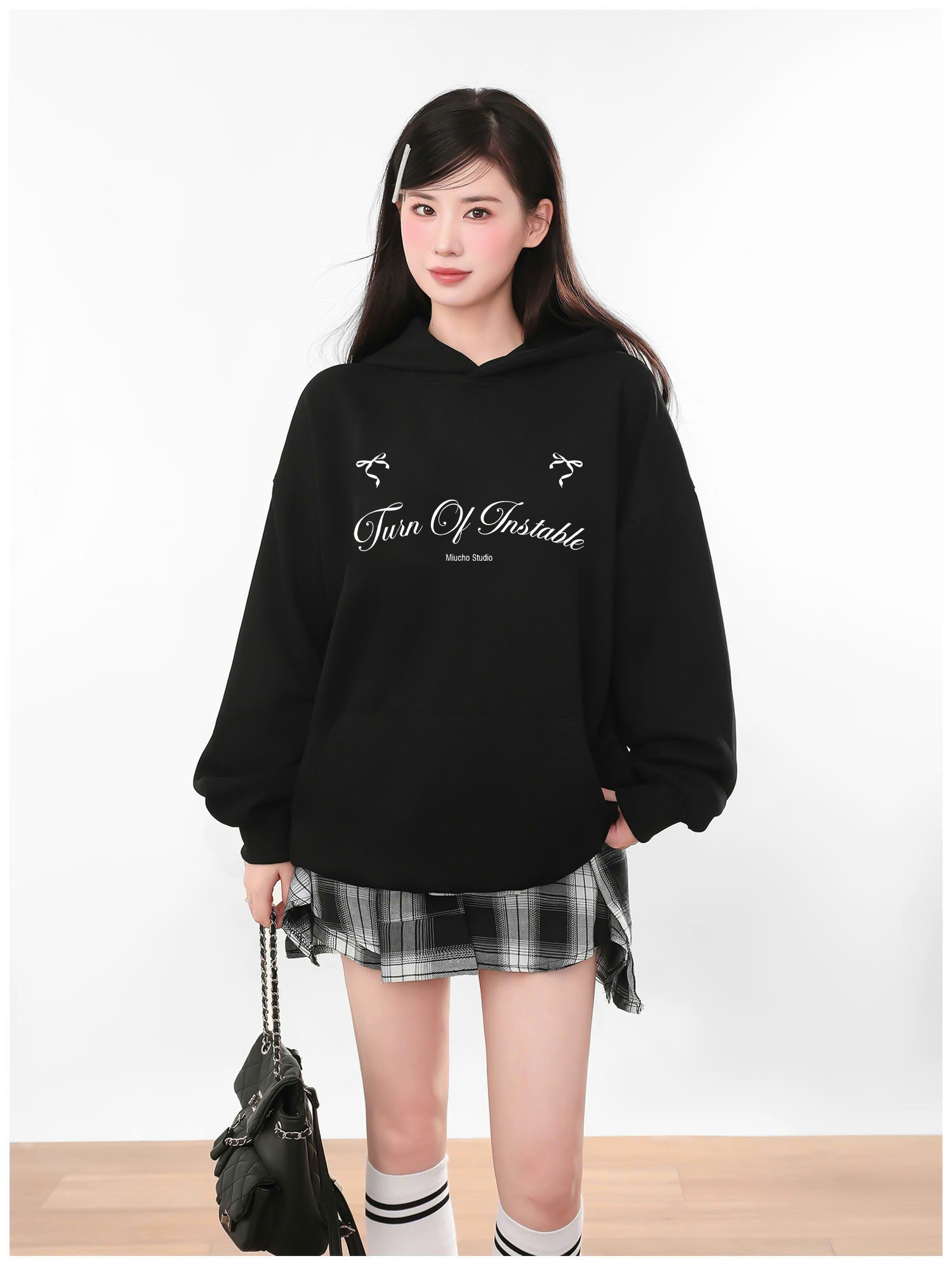 Áo hoodie nữ form rộng local brand HDD1621 Miucho vải nỉ chân cua dày dặn mũ tròn in typography_thumbnail_4