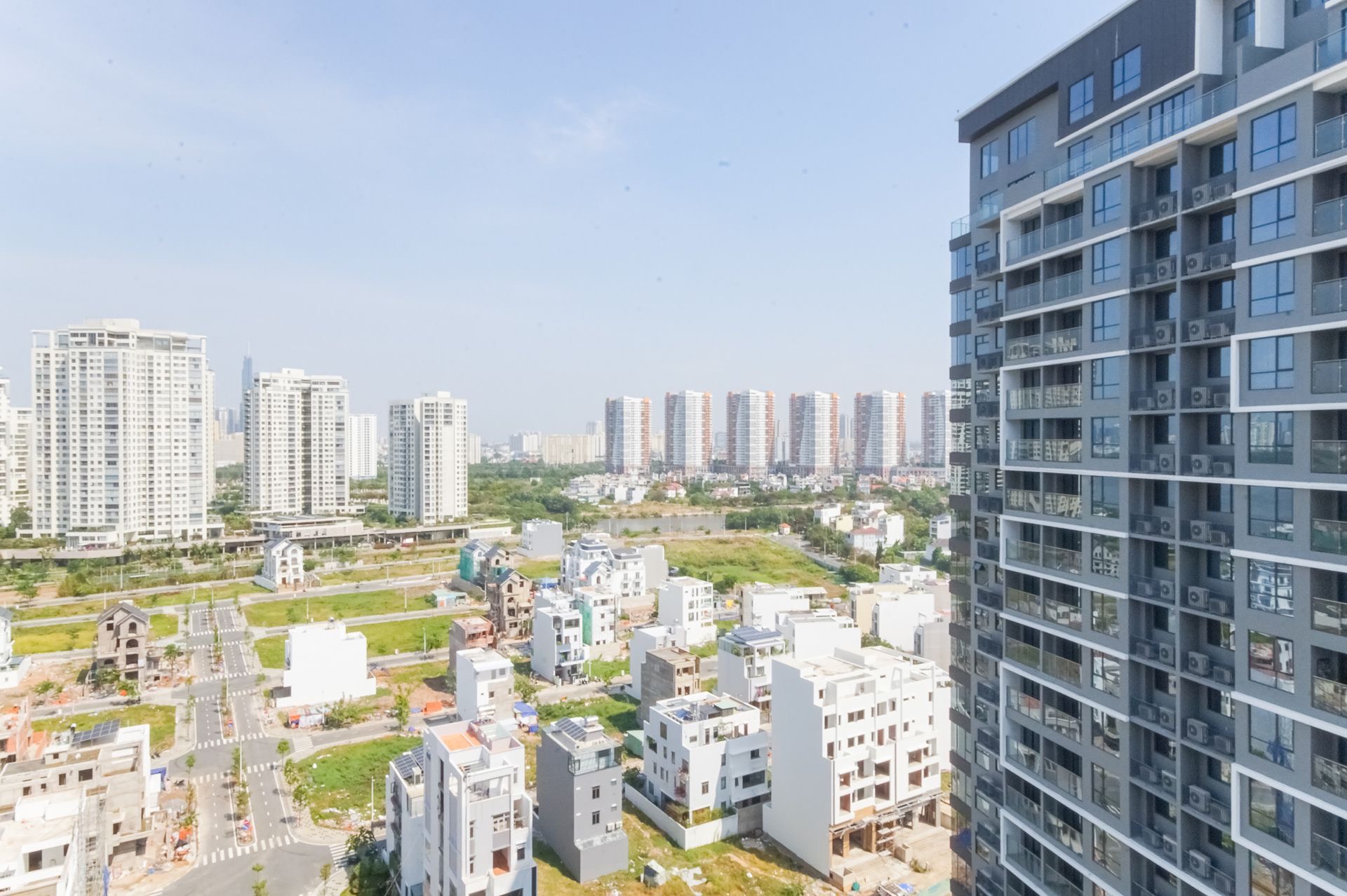 Bán Căn Hộ 3PN (108m2) full nội thất Indochi - Giá siêu tốt_thumbnail_3