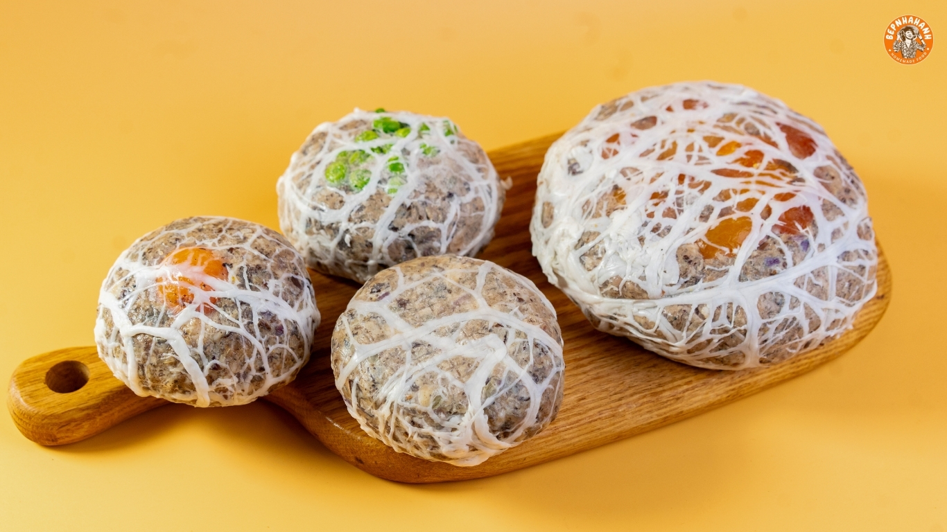 Chả Đùm Bếp Nhà Hạnh: 4 Loại Đặc Biệt - Đậu Hà Lan, Trứng Cút, Trứng Muối Thơm Ngon Hấp Dẫn