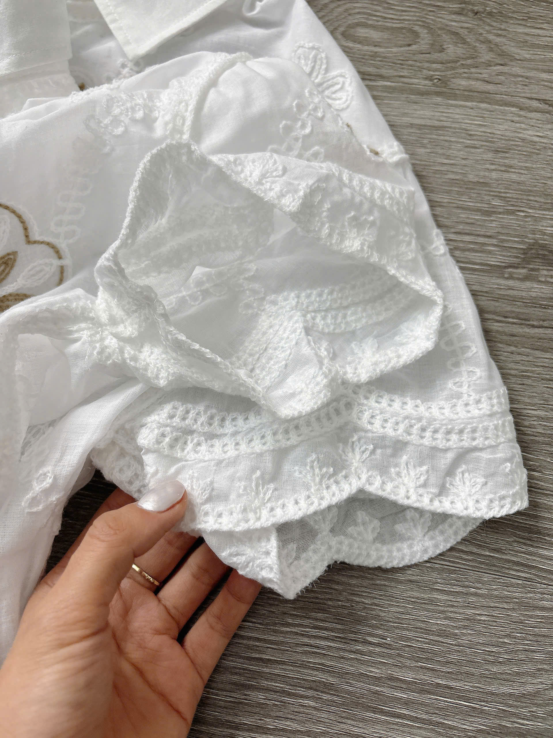 H73 ÁO SOMI TRẮNG THÊU HOA_thumbnail_16