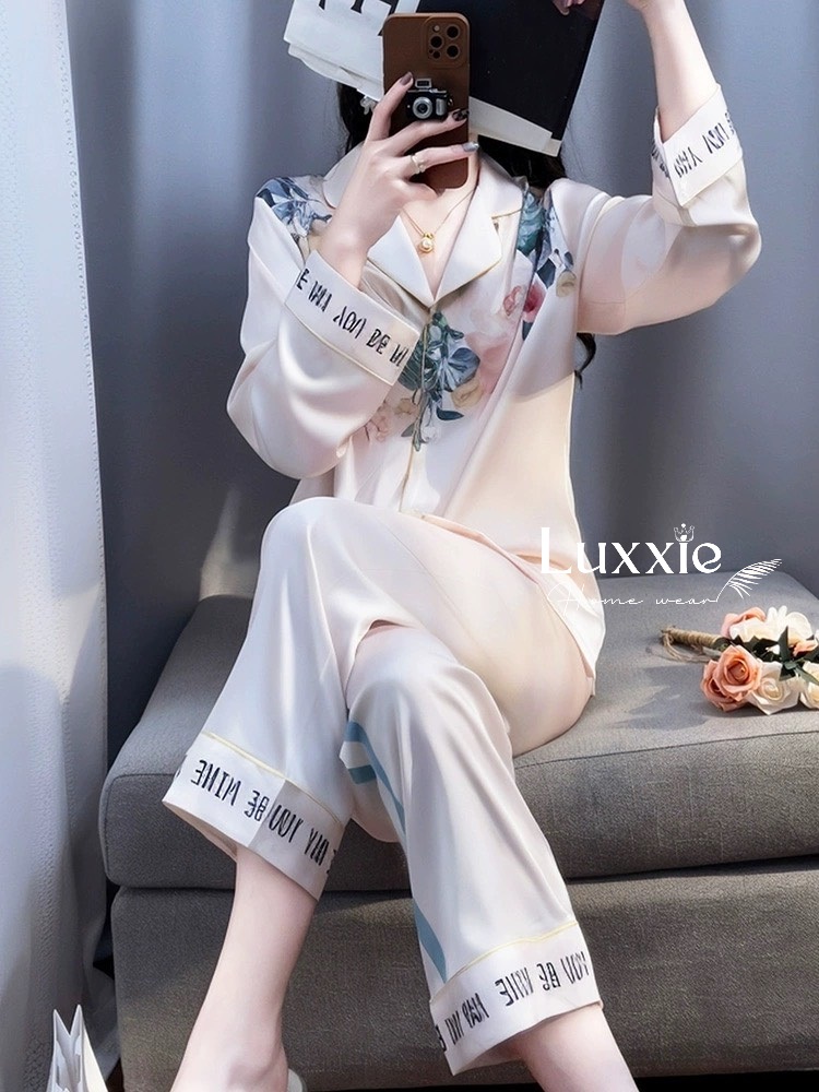 N58 Pijama lụa cổ hoa quần sọc xanh dài tay