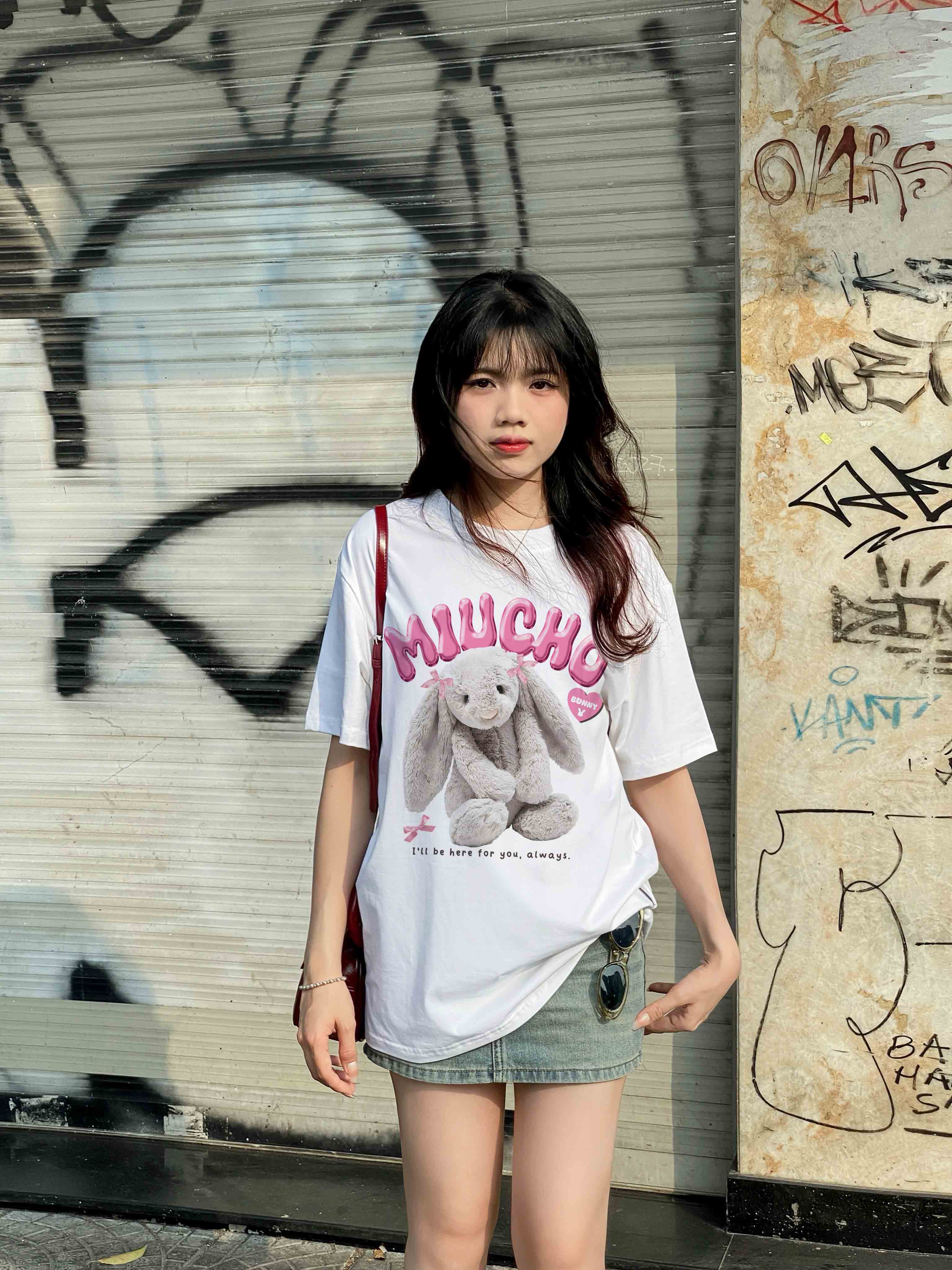Áo thun thỏ Bunny form rộng local brand ATD1248 Miucho tay ngắn vải cotton co giản cổ tròn in mix_thumbnail_4