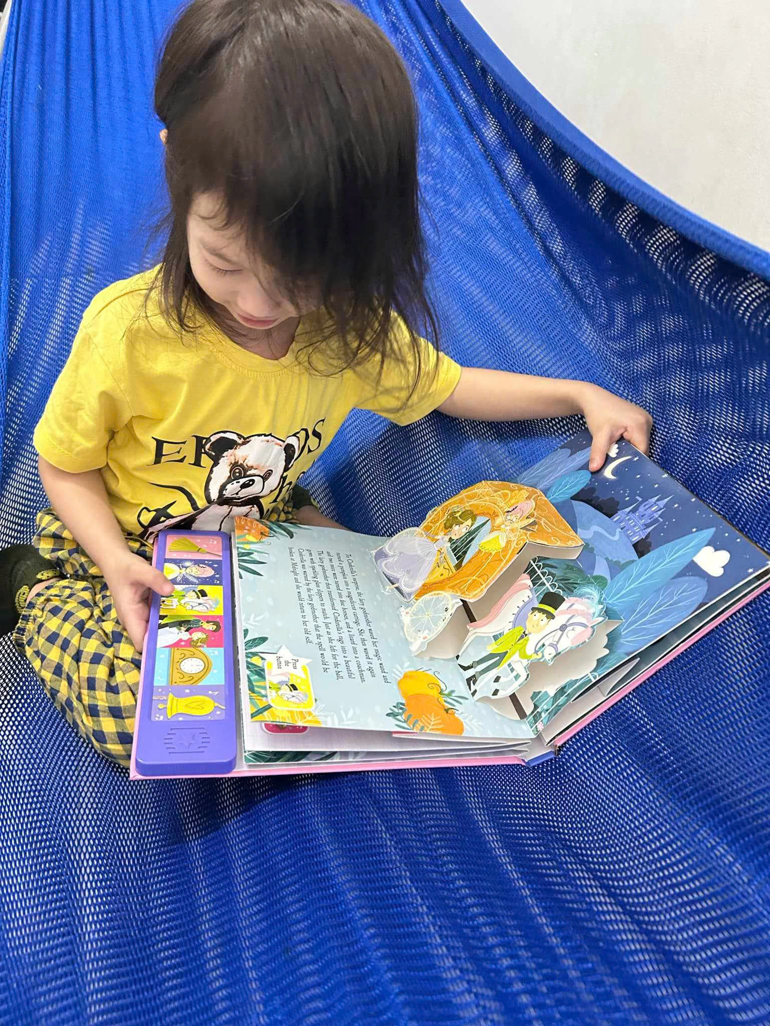 FAIRYTALES POP-UP SOUND BOOK: CINDERELLA (North Parade)_thumbnail_11