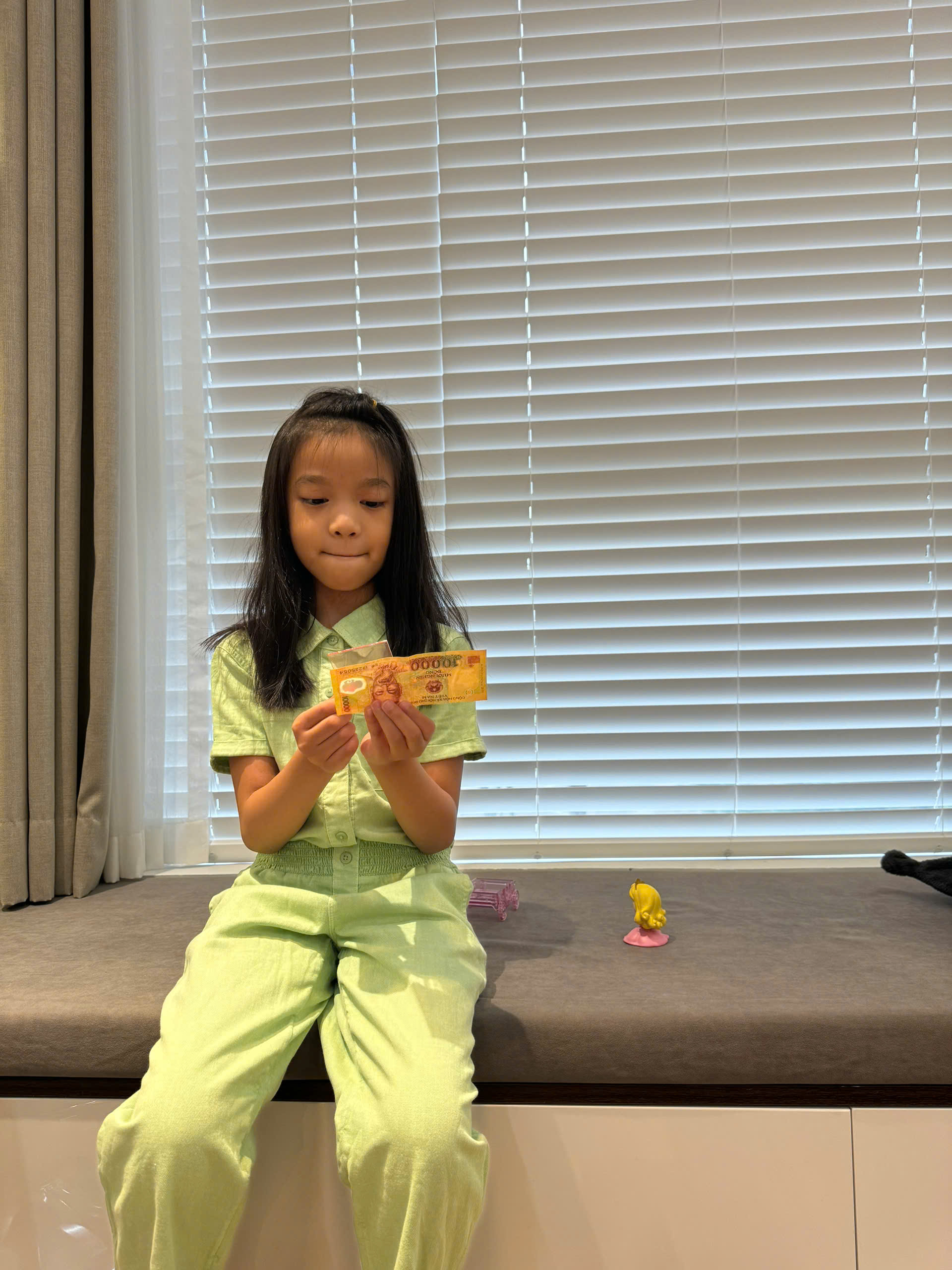 Bộ Jumpsuit quần dài kids  - D130 (SALE)_thumbnail_3