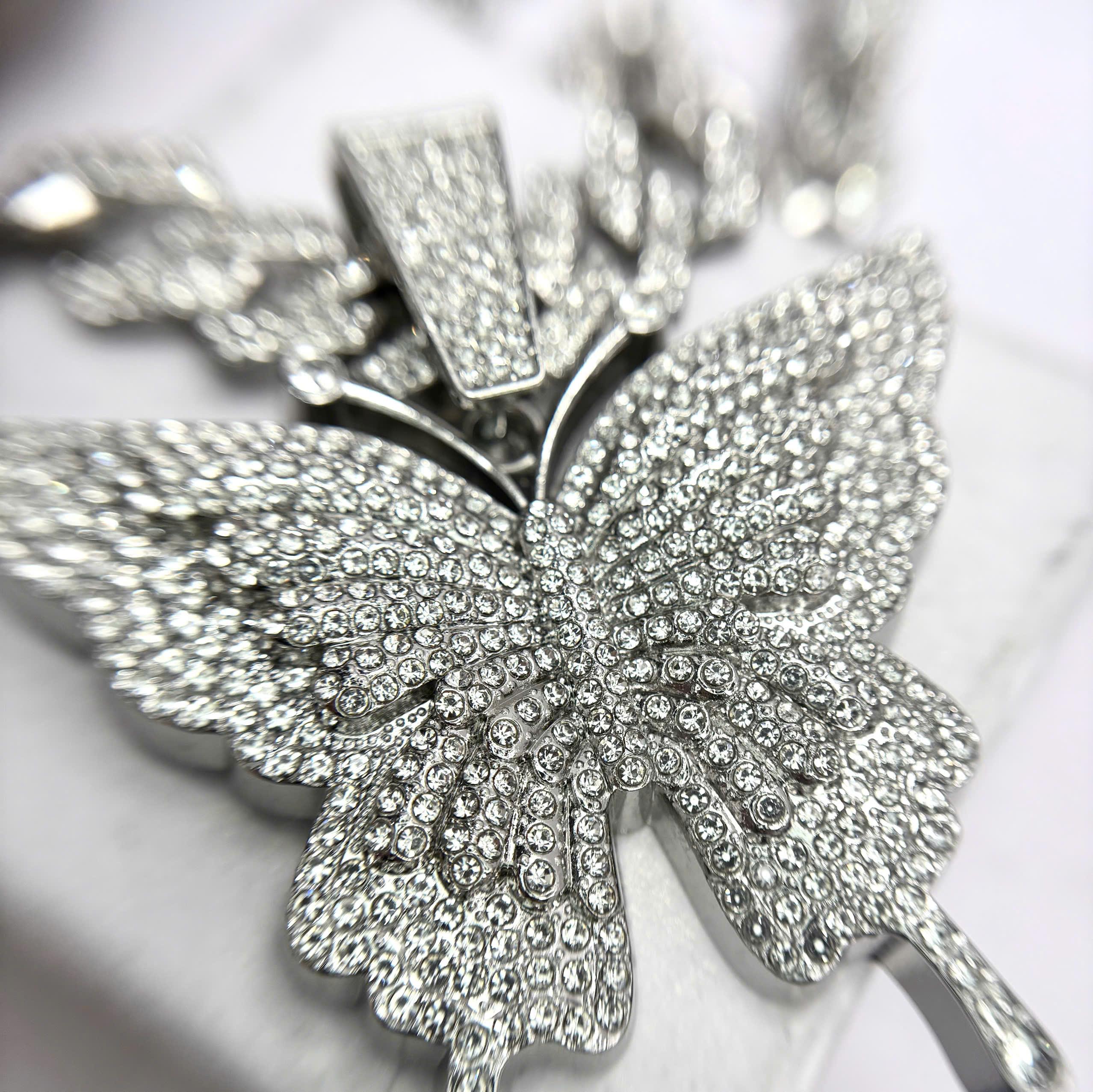 Vòng cổ con bướm to_thumbnail_1