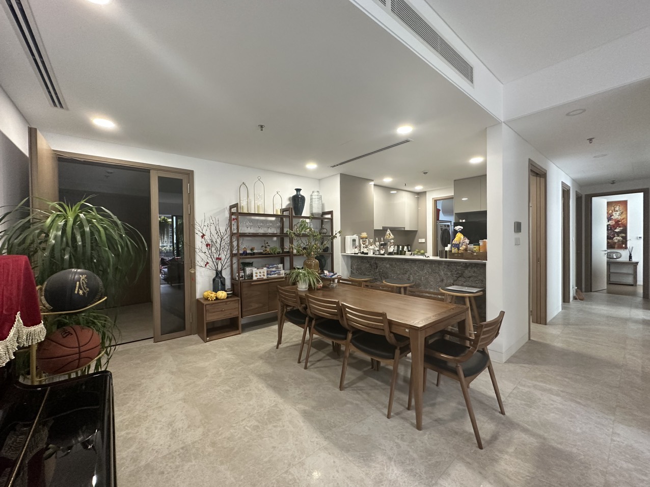 Cho thuê căn hộ hoàn toàn chưa ai ở tại dự án The River Thủ thiêm