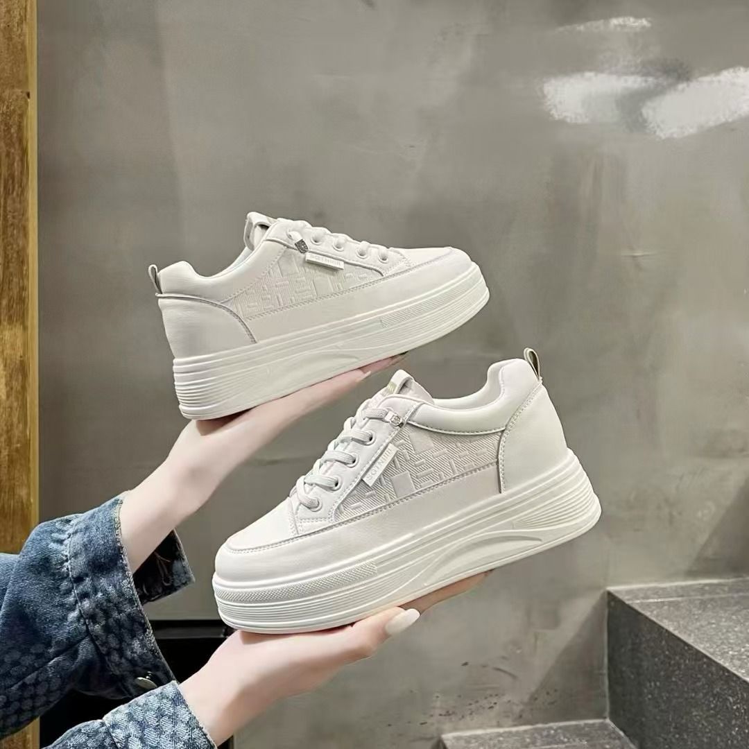 T168 - Giày TT 8805