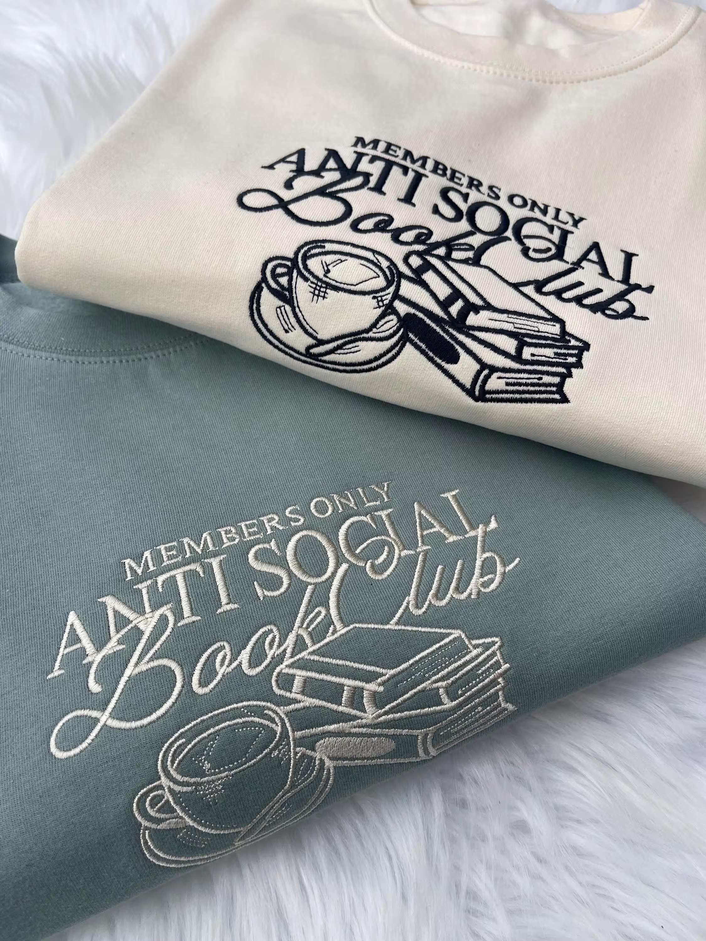 Embroidered Sweatshirt for Readers_thumbnail_4