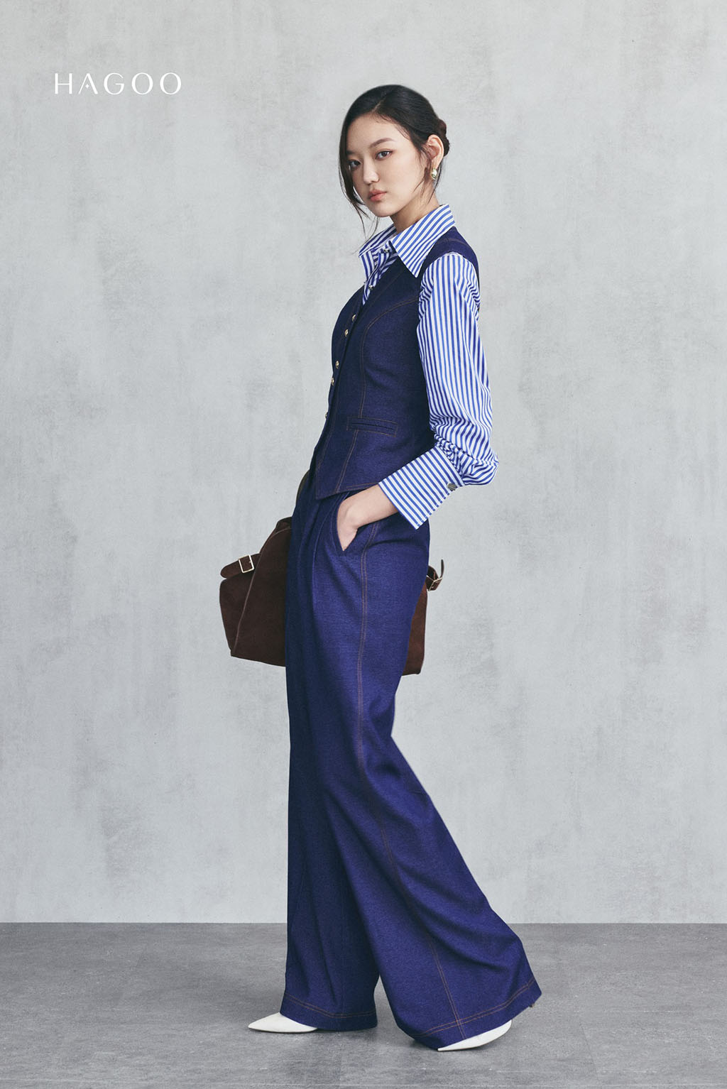 ความสง่างามที่แท้จริงไม่ได้มาจากการพยายามที่จะโดดเด่น แต่มาจากการทำให้สิ่งเรียบง่ายน่าจดจำ