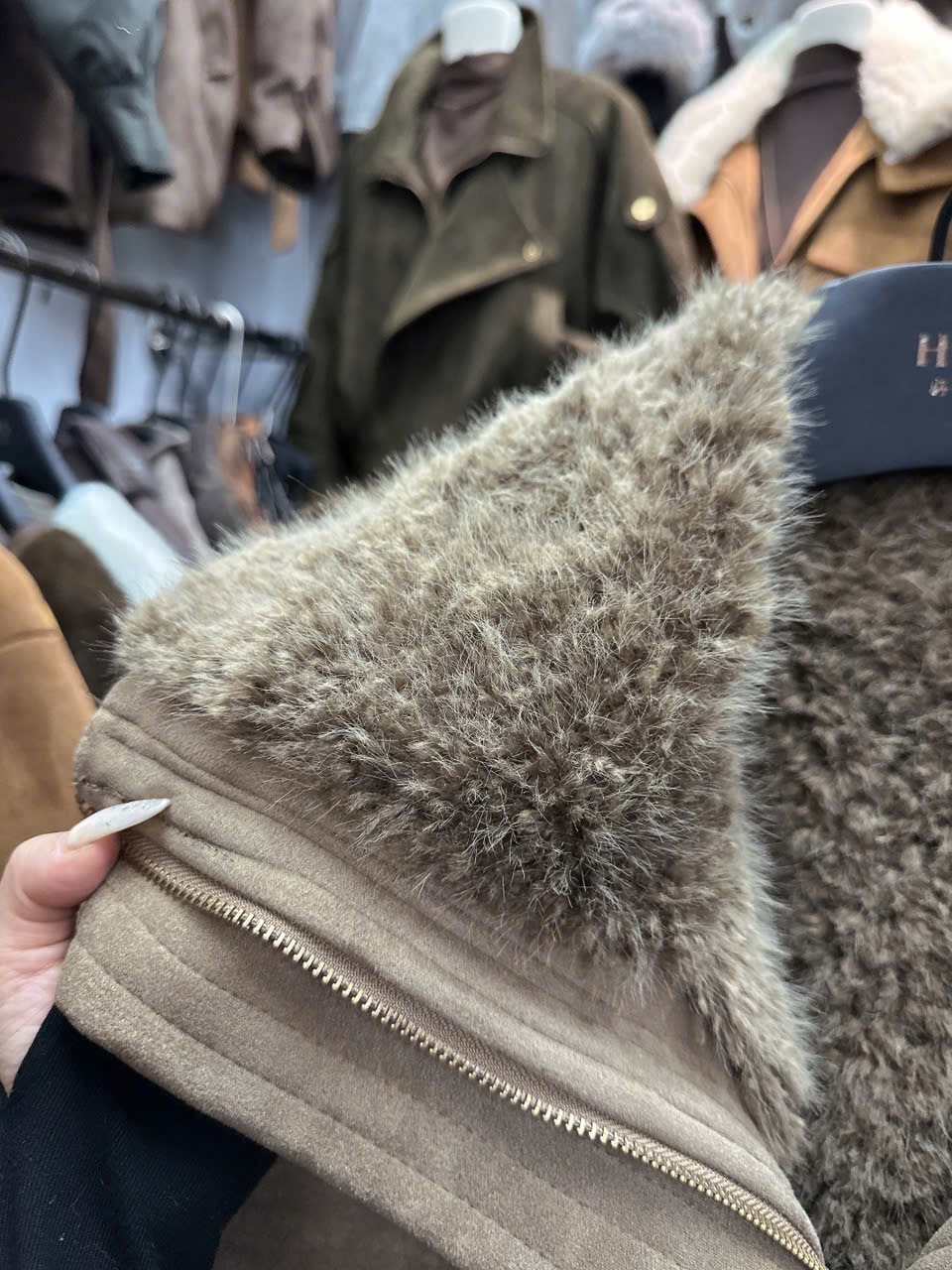 Áo khoác da lộn trần lông - K57_thumbnail_4