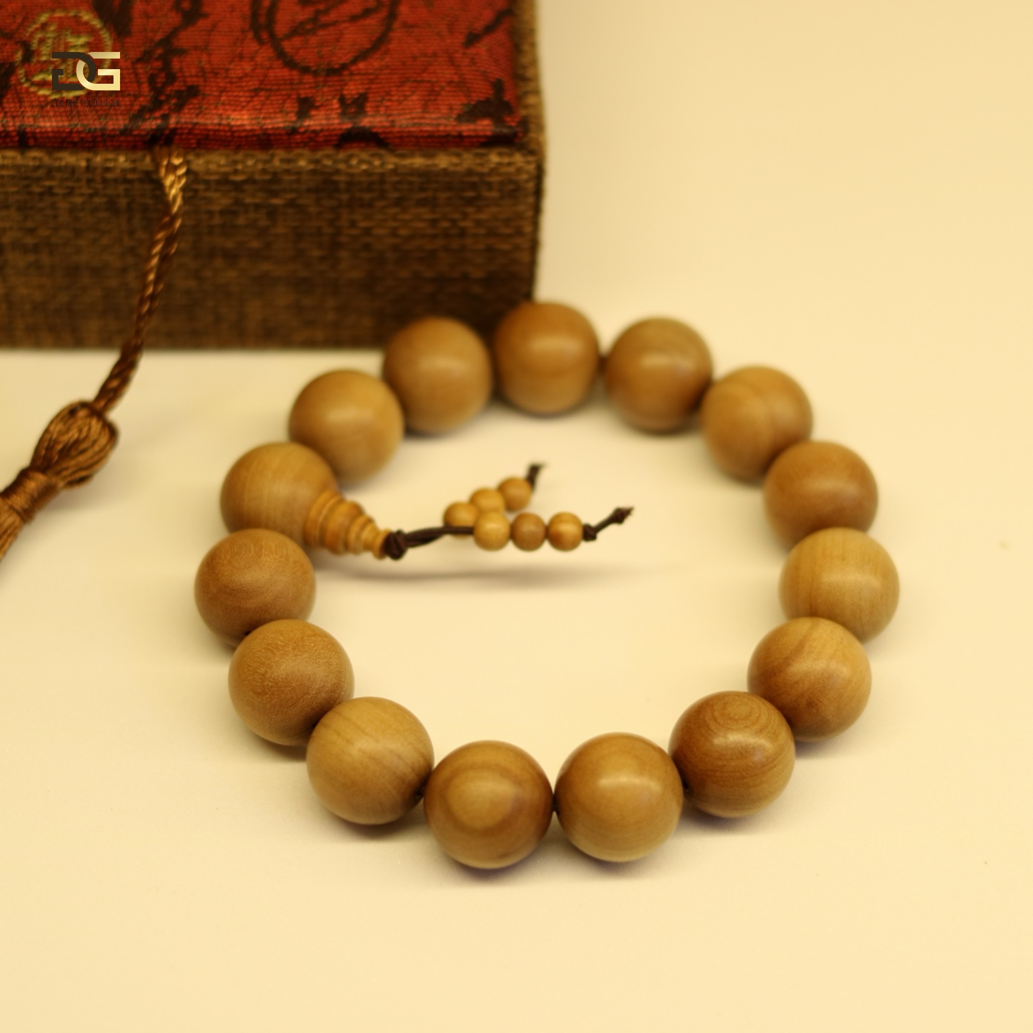 14mm (15 Hạt) Vòng Tay Đàn Hương Rừng Ấn Độ_thumbnail_2