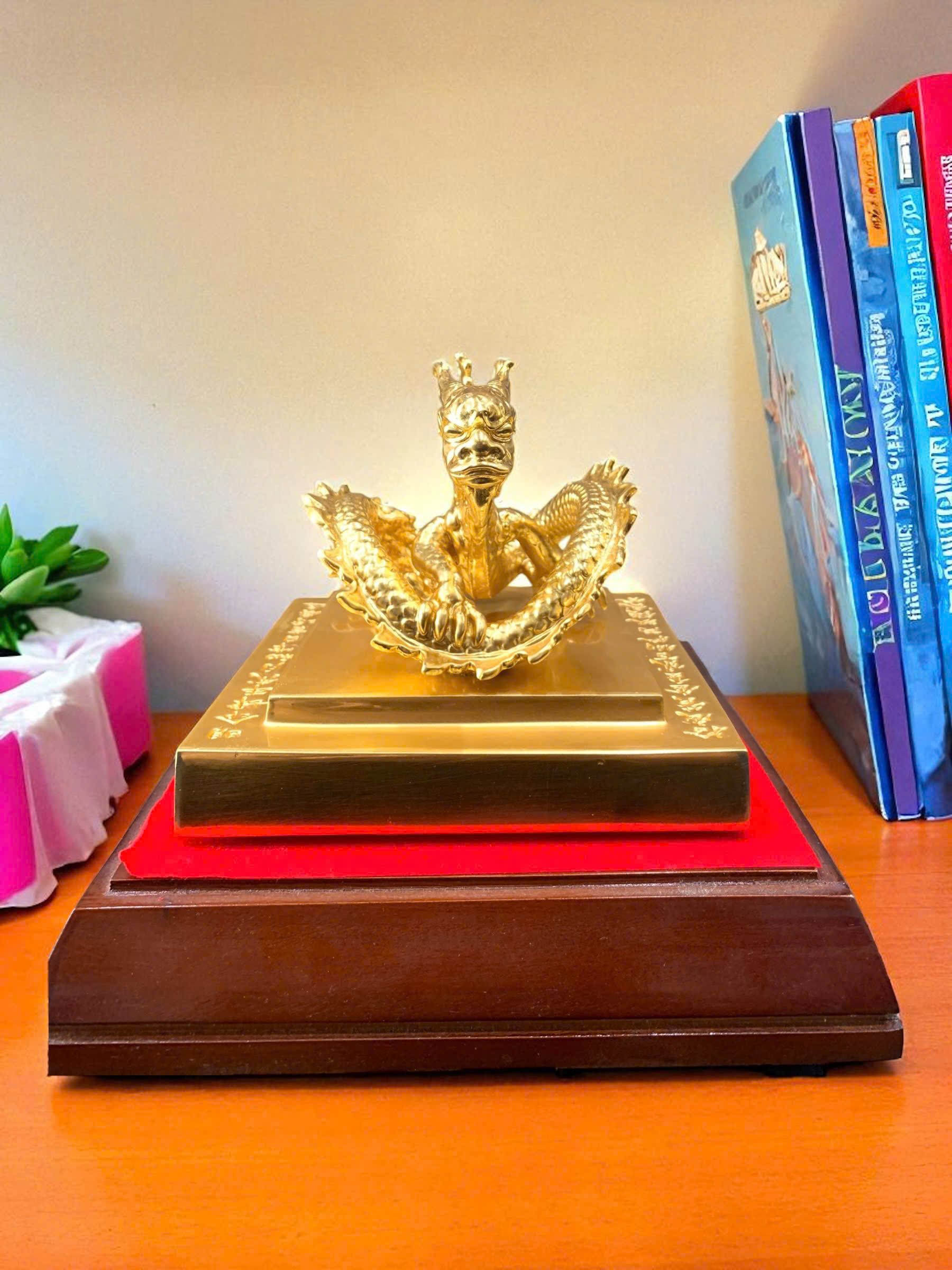 Ấn rồng Sắc Mệnh Chi Bảo dát vàng 9999