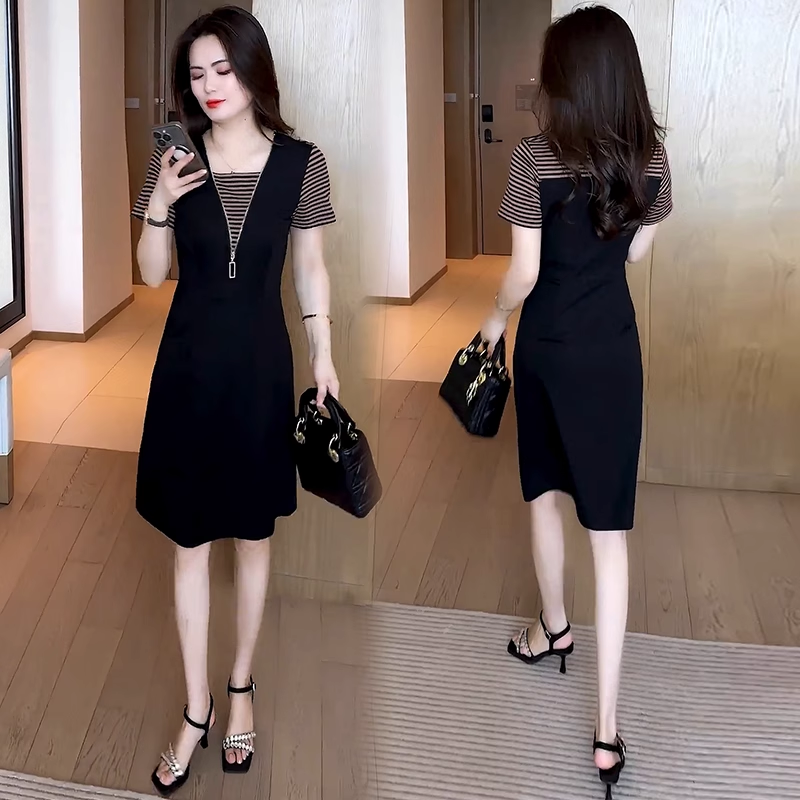 16755-Đầm suông A  đen  phối tay sọc  cách điệu ( thun nhật)_thumbnail_0