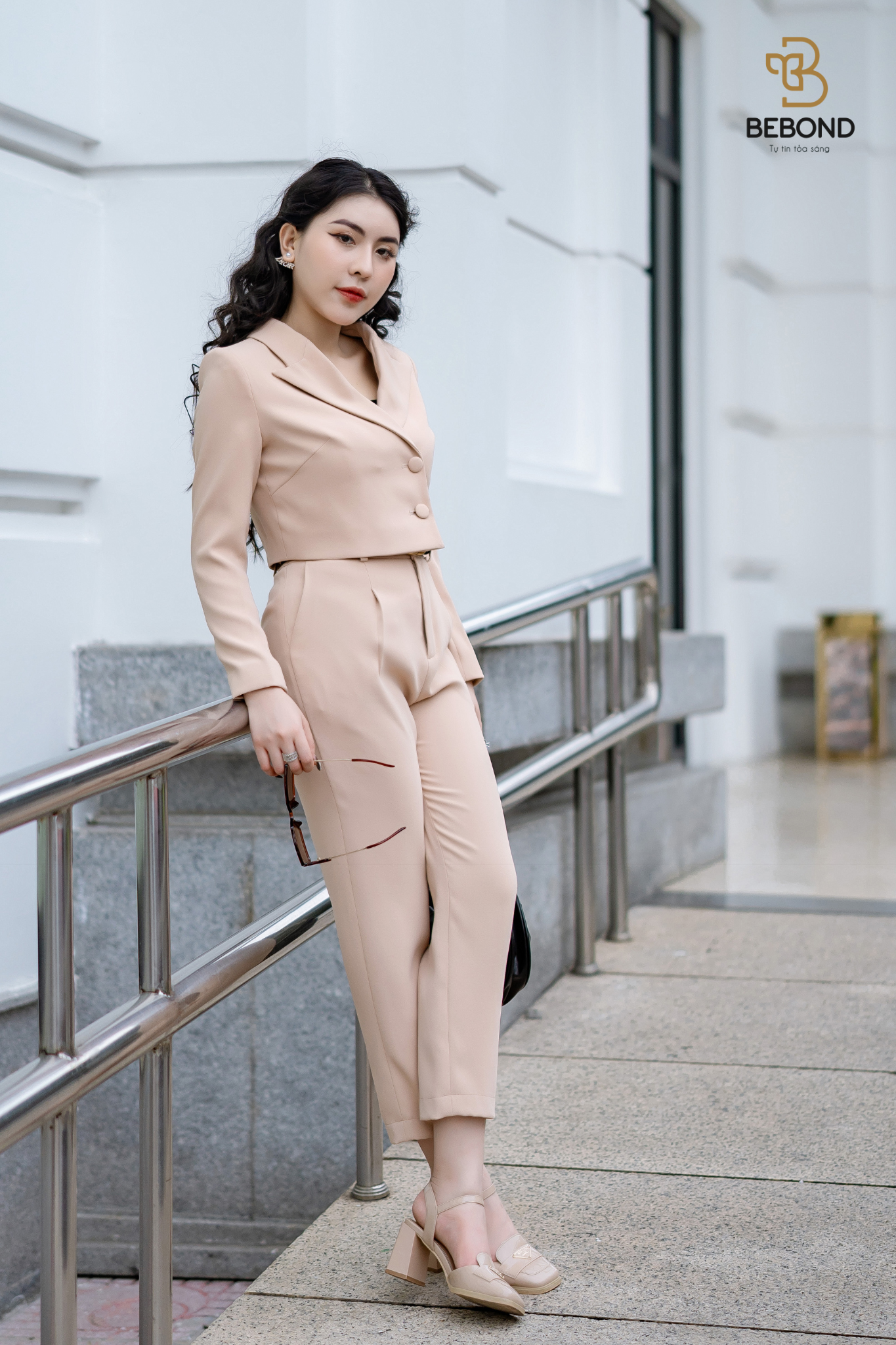 SET VEST CROPTOP MÀU BE SUSAN_thumbnail_0