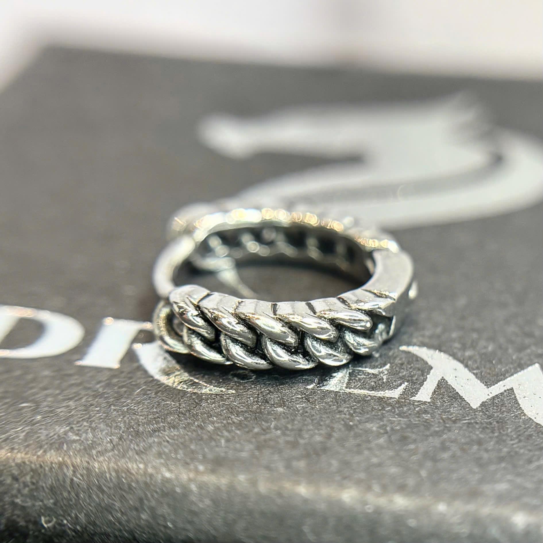 Khuyên vòng kiểu họa tiết chéo mỏng size 10_thumbnail_2