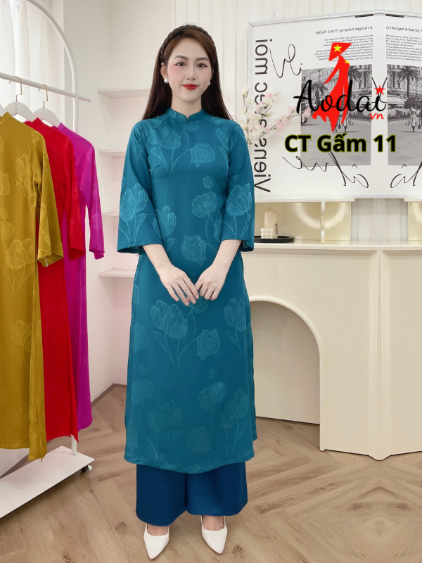 Cách tân Gấm 11 màu xanh cổ vịt cổ cao 2cm tay lỡ dáng suông