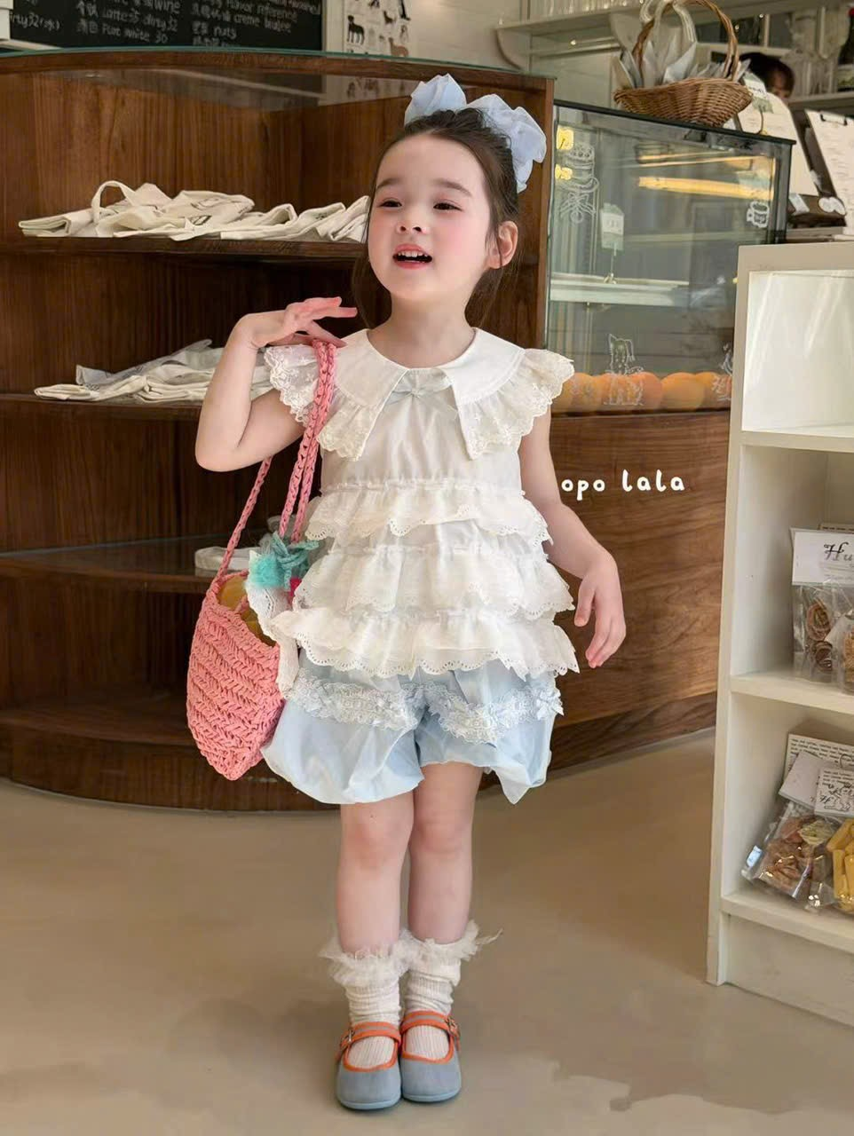 C113 - Chân váy thô xoè viền ren màu xanh hãng Opl (Sz90-130)