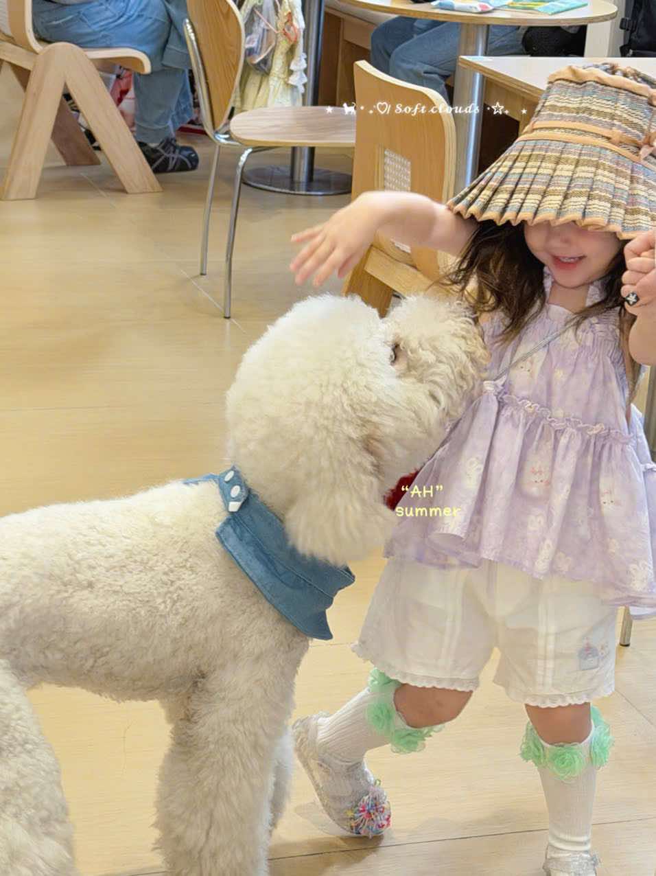 AH58 - Quần đùi thô phối ren màu trắng kem hãng AH