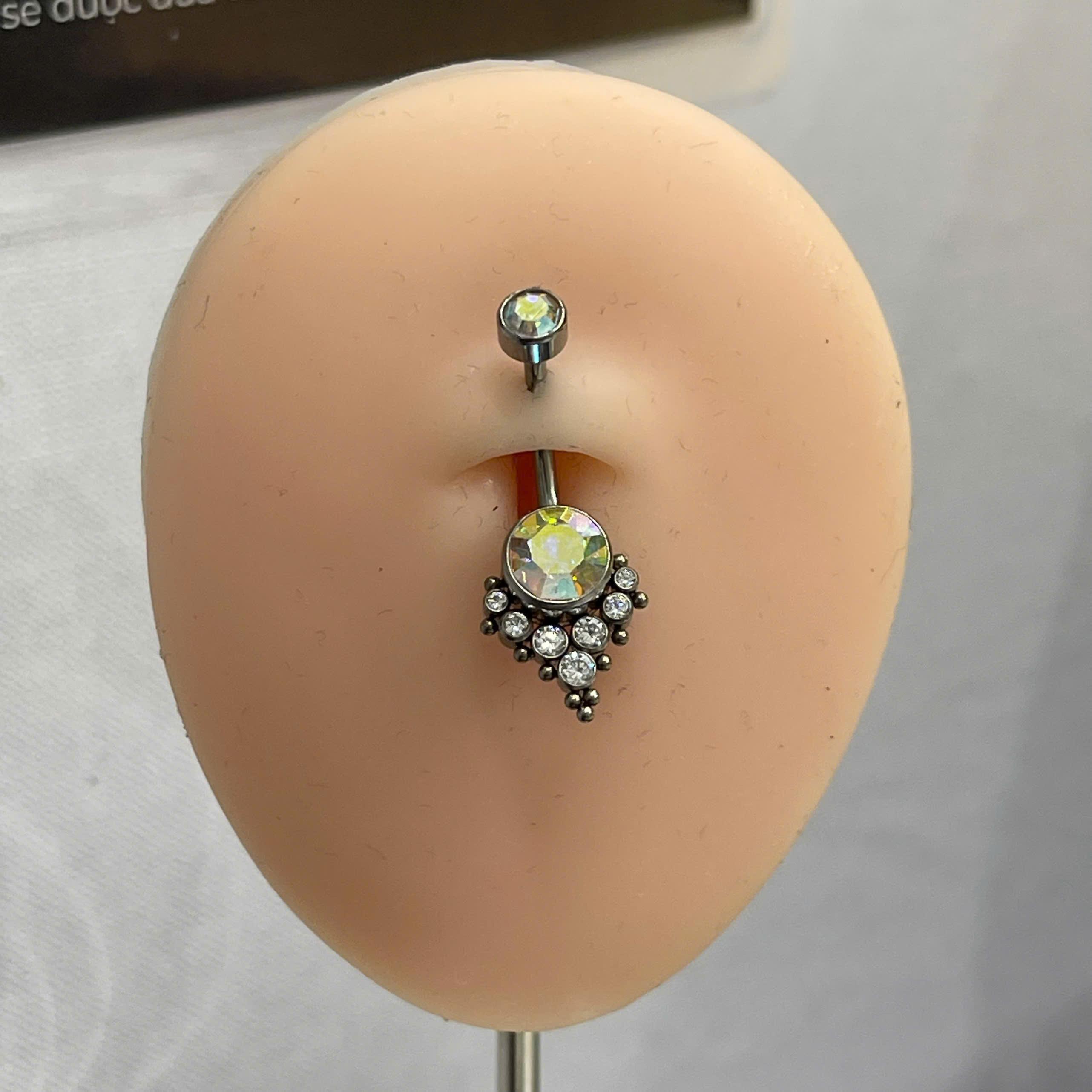 rốn titan đá kim cương bảy màu hai đầu và chùm kim cương trắng trắng tròn_thumbnail_3