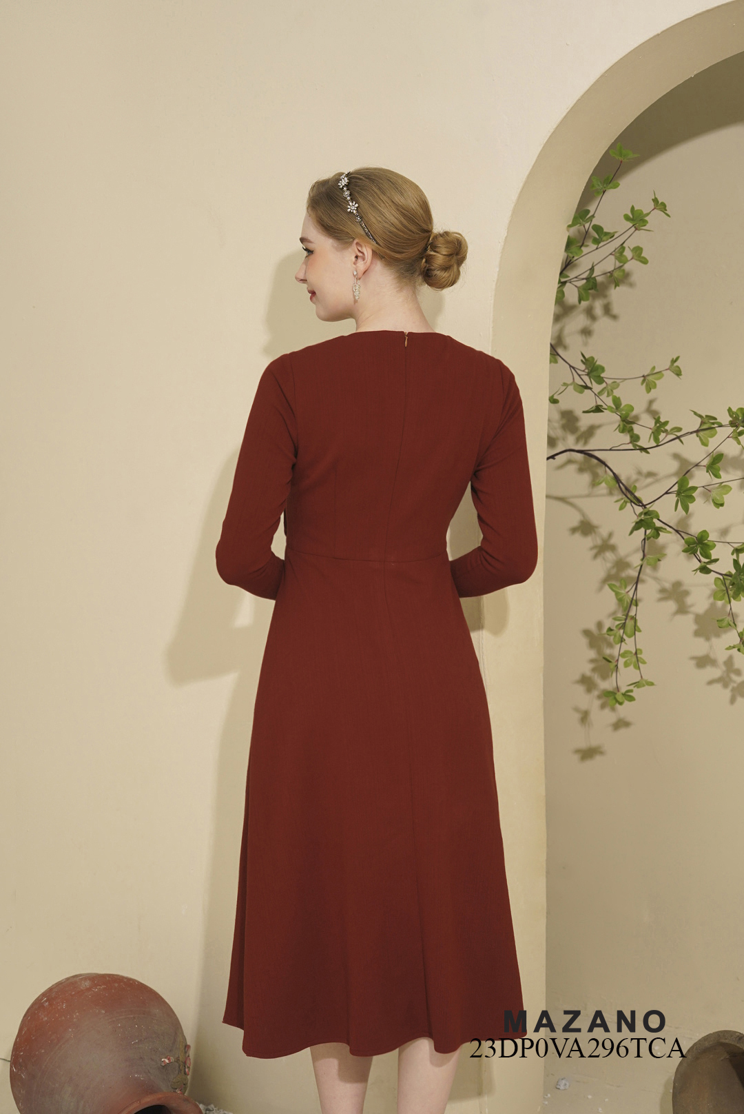 Đầm len đính hoa eo dự tiệc_thumbnail_2