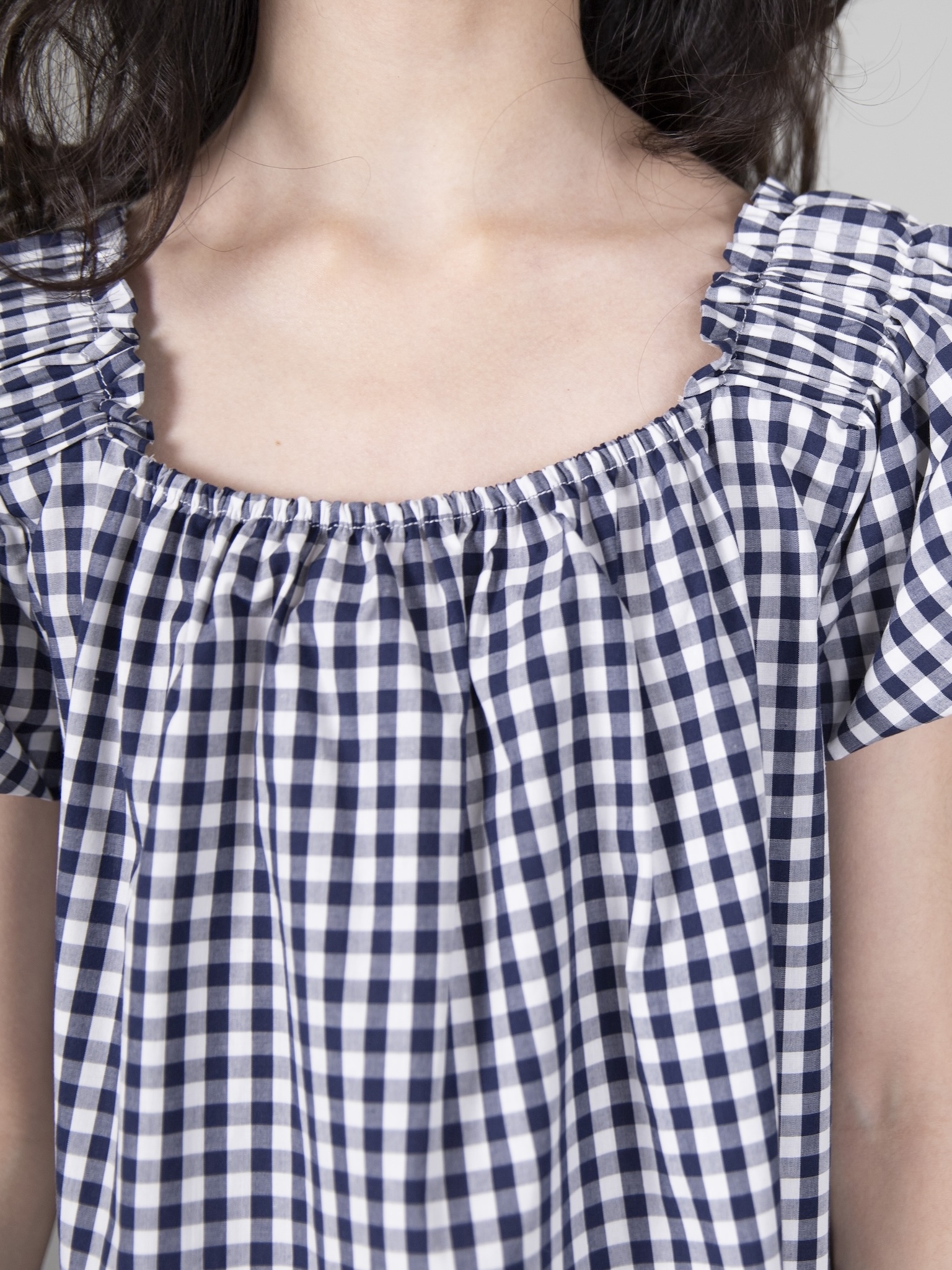 Váy kẻ caro xám trắng chun vai_thumbnail_4