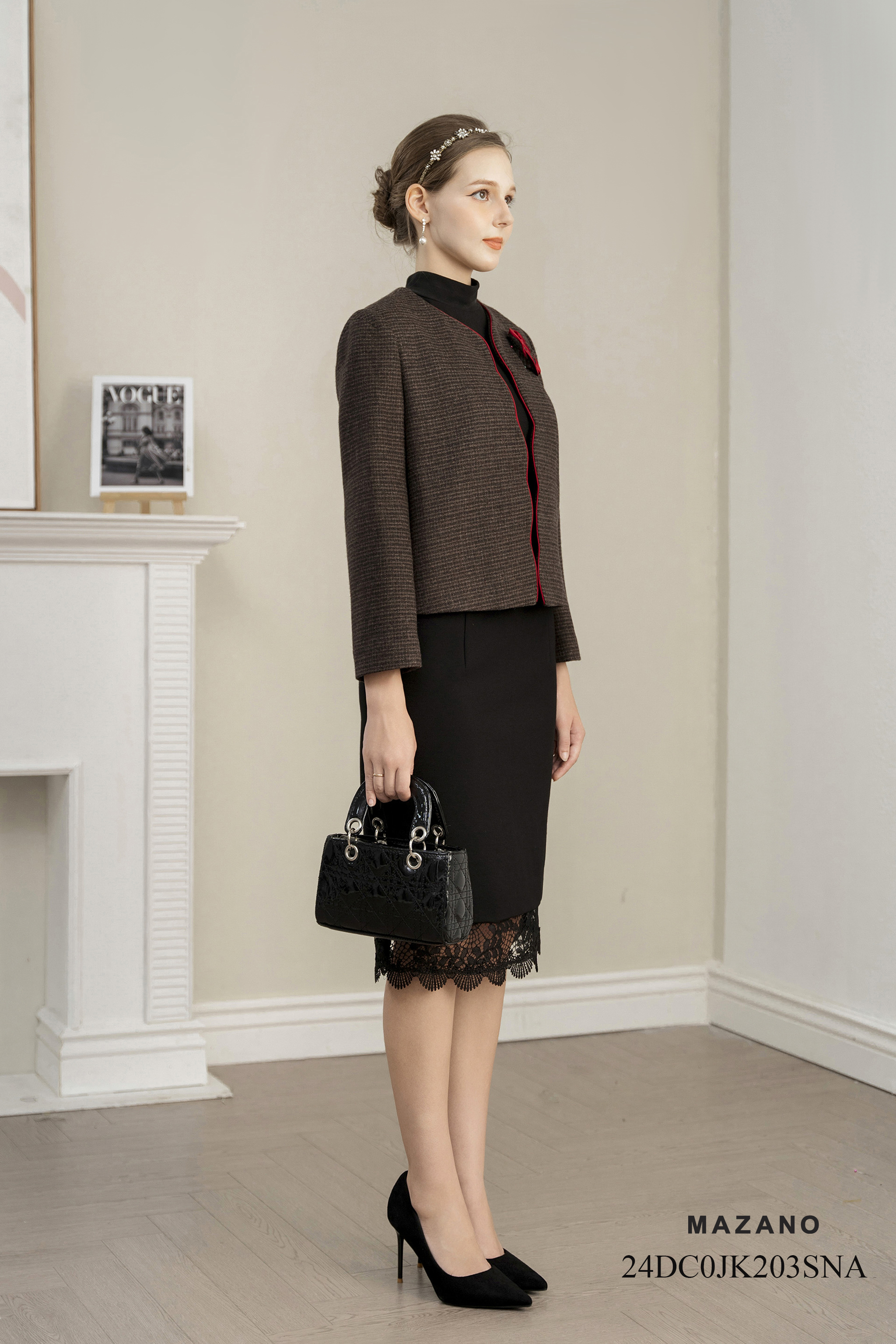 Áo khoác ngắn Vải dạ lông cừu Đính hoa thủ công Cổ trònTay dài Dài qua eo_thumbnail_6