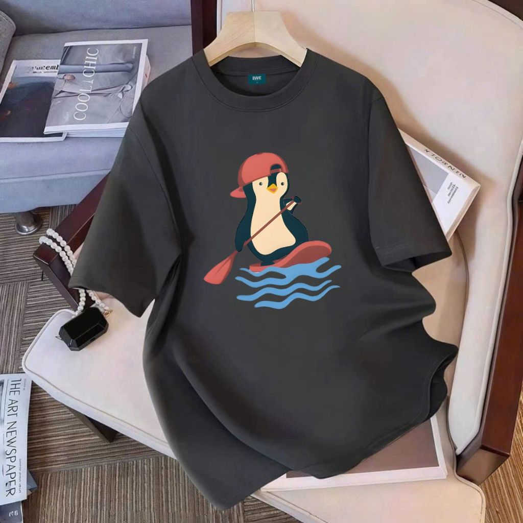Áo thun unisex UX30-1183 chim cánh cụt lướt ván dáng oversized local brand WETEE_thumbnail_4