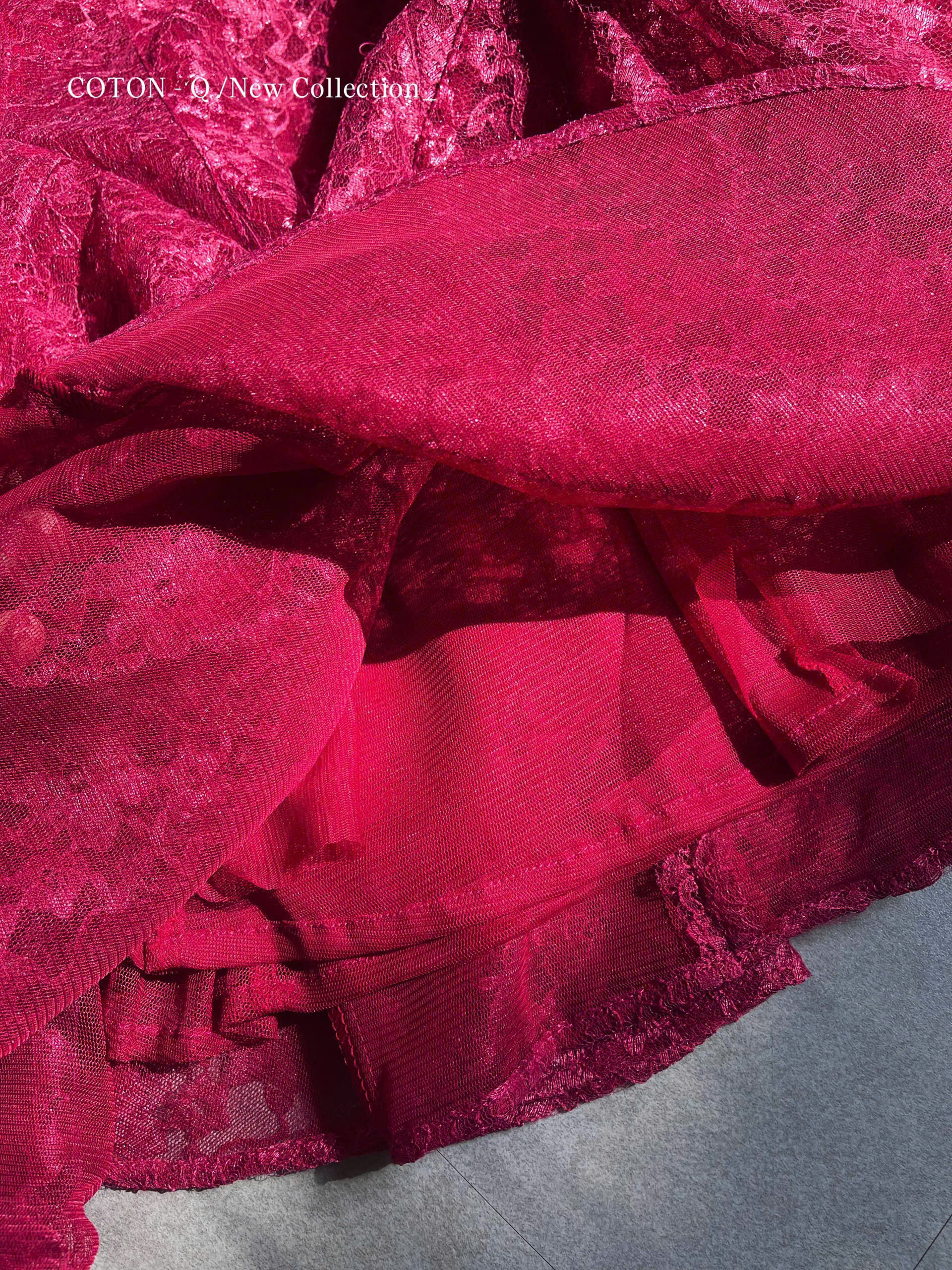 HV54 Đầm ren xòe ( ĐỎ )