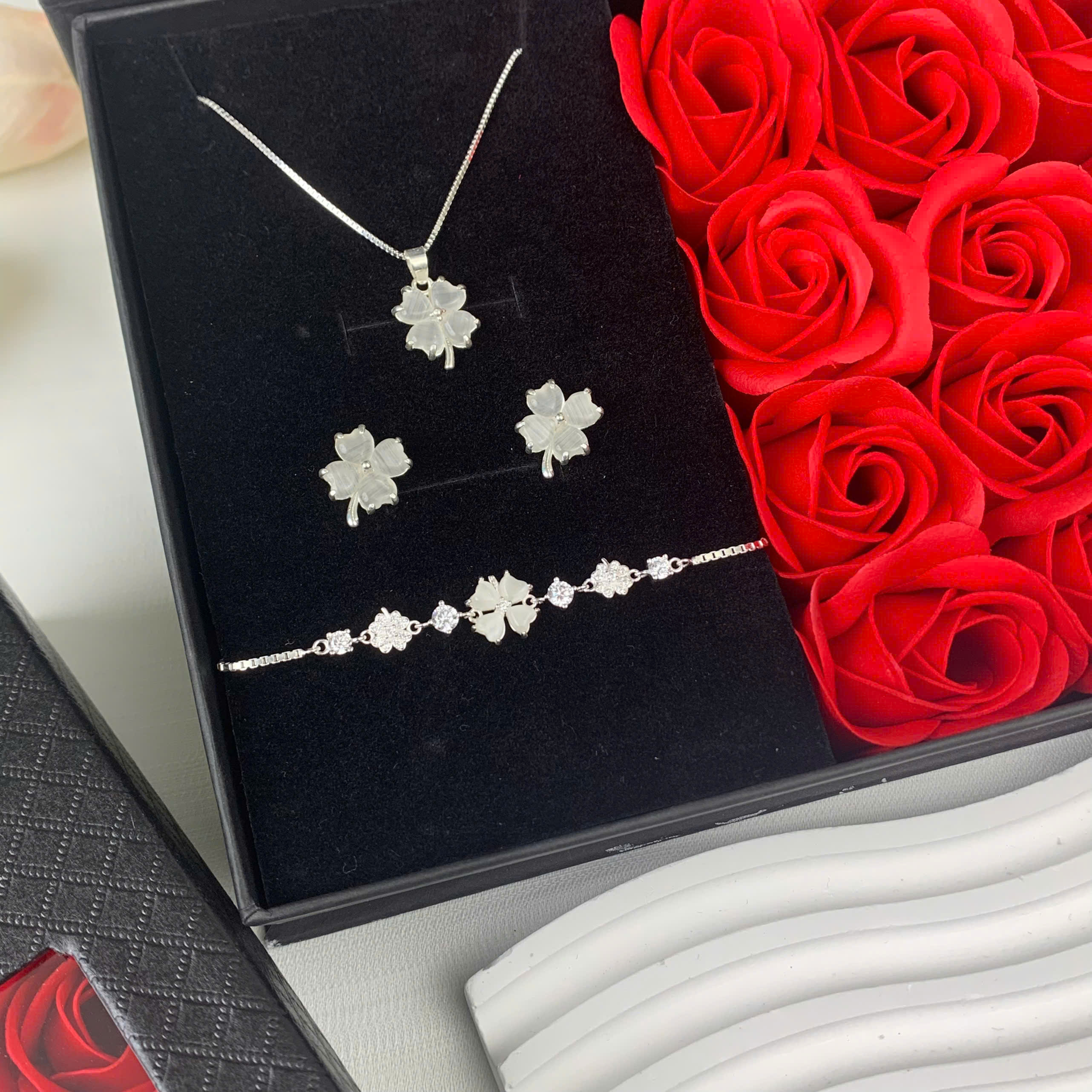 C68 -  Combo cỏ 4 lá thạch anh